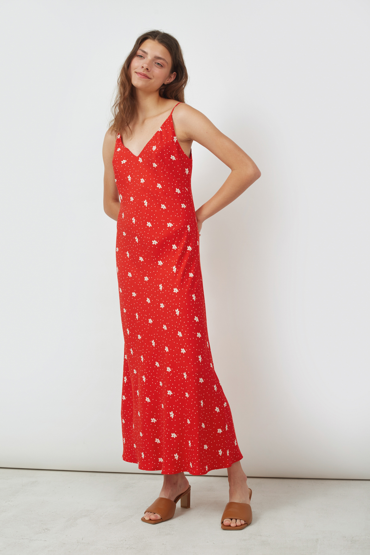 Viscose red slip dress in print flowers, photo 3