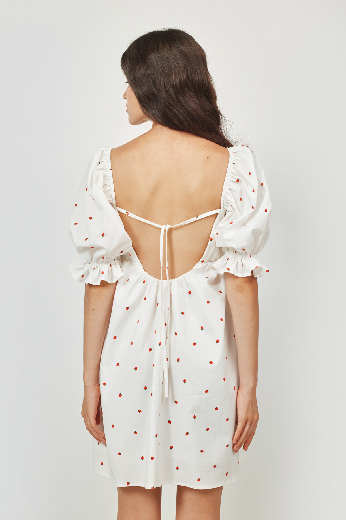 Short dress in strawberry print, photo 6