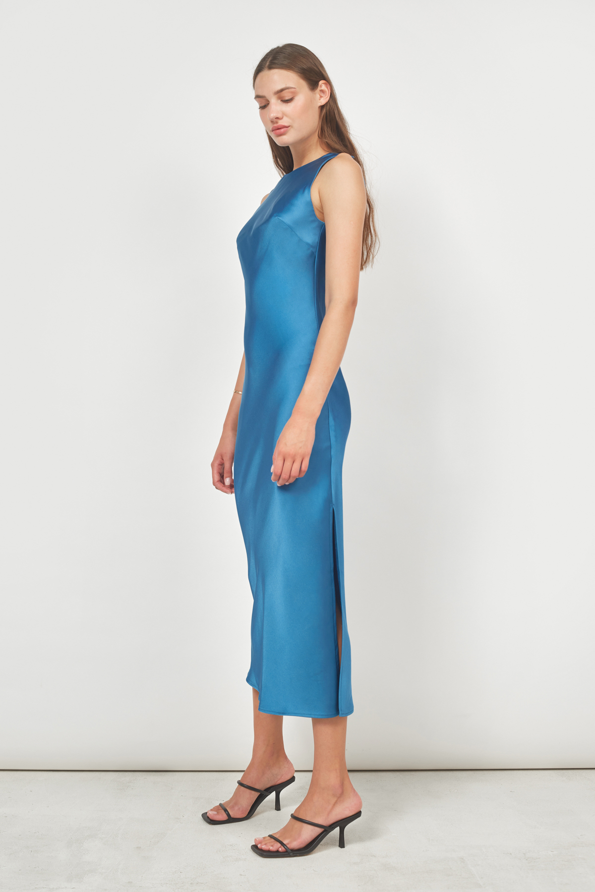 Сукня міді зі щільного сатину синього кольору, фото 2