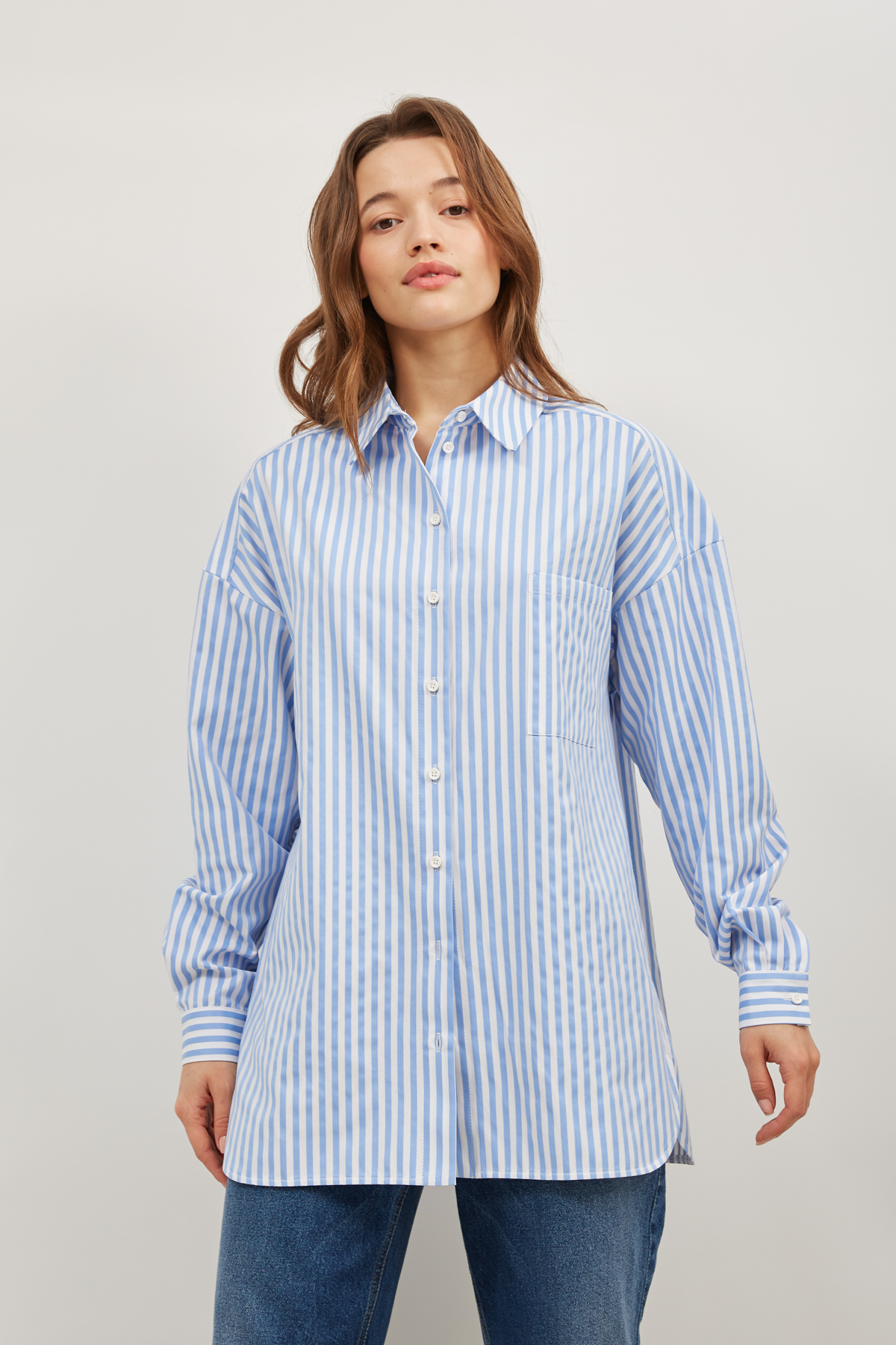 Loose fit shirt in white-blue stripe, photo 1