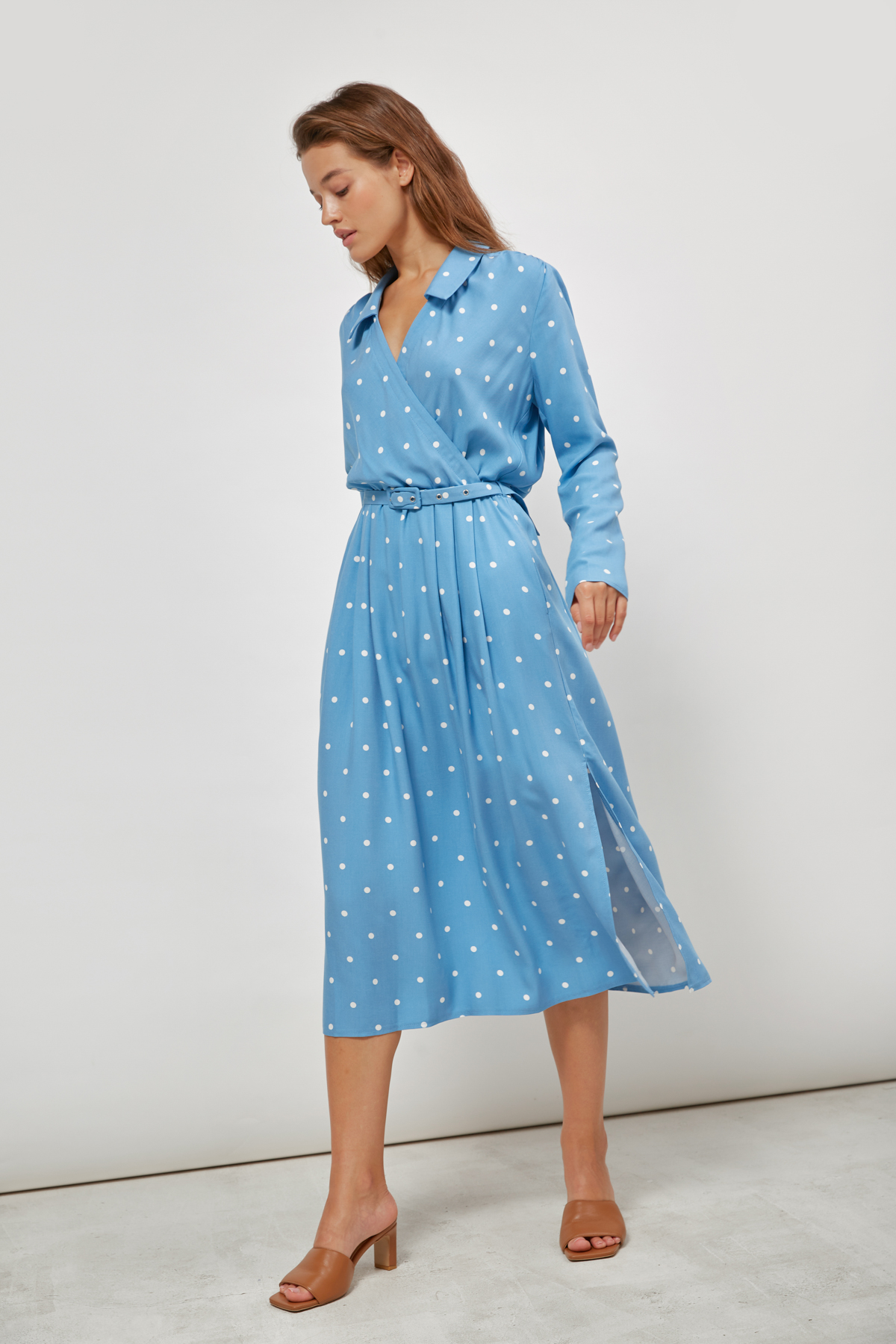 Blue viscose midi dress with white polka dots, photo 2