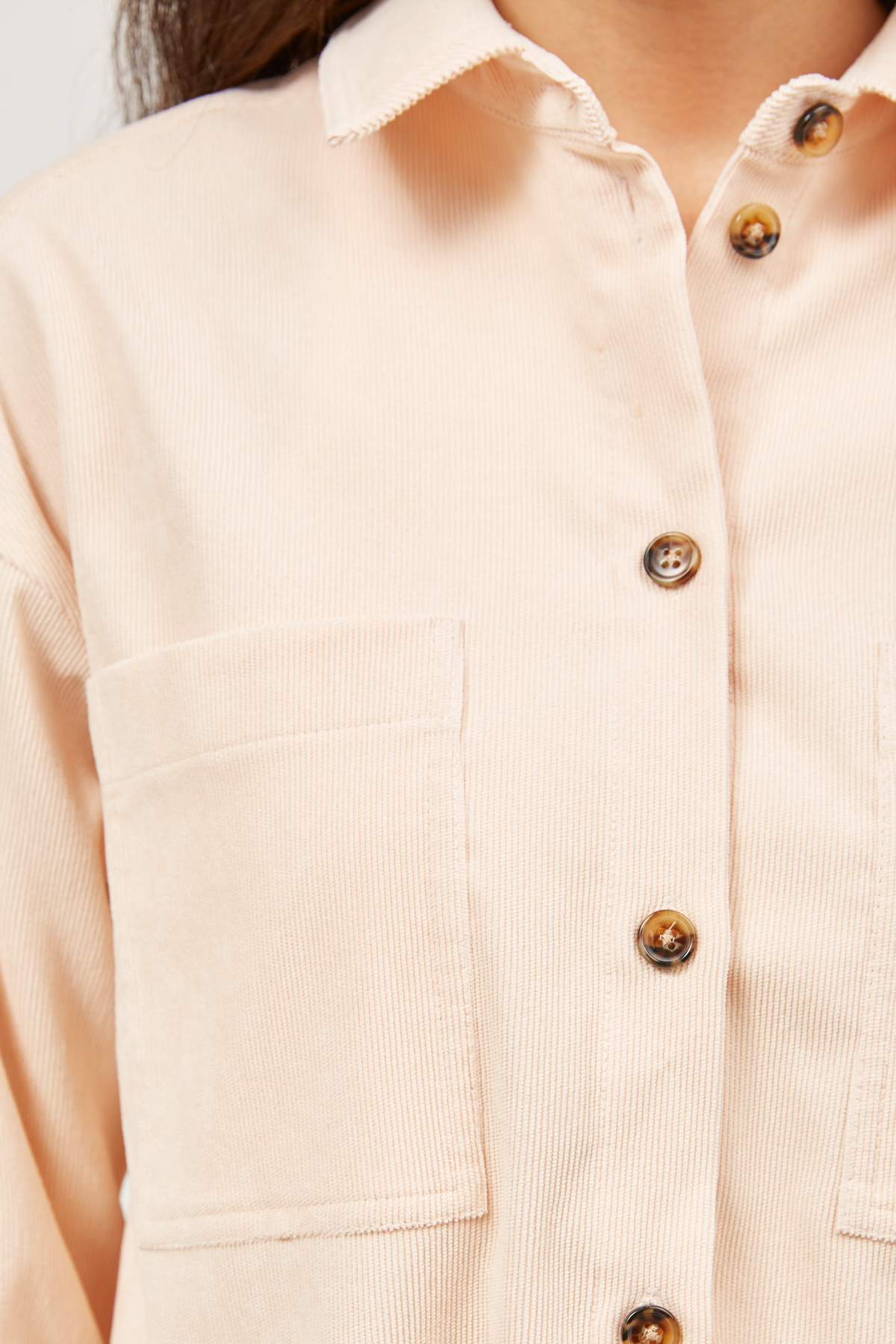 Вельветова сорочка вільного крою кремового кольору, фото 4