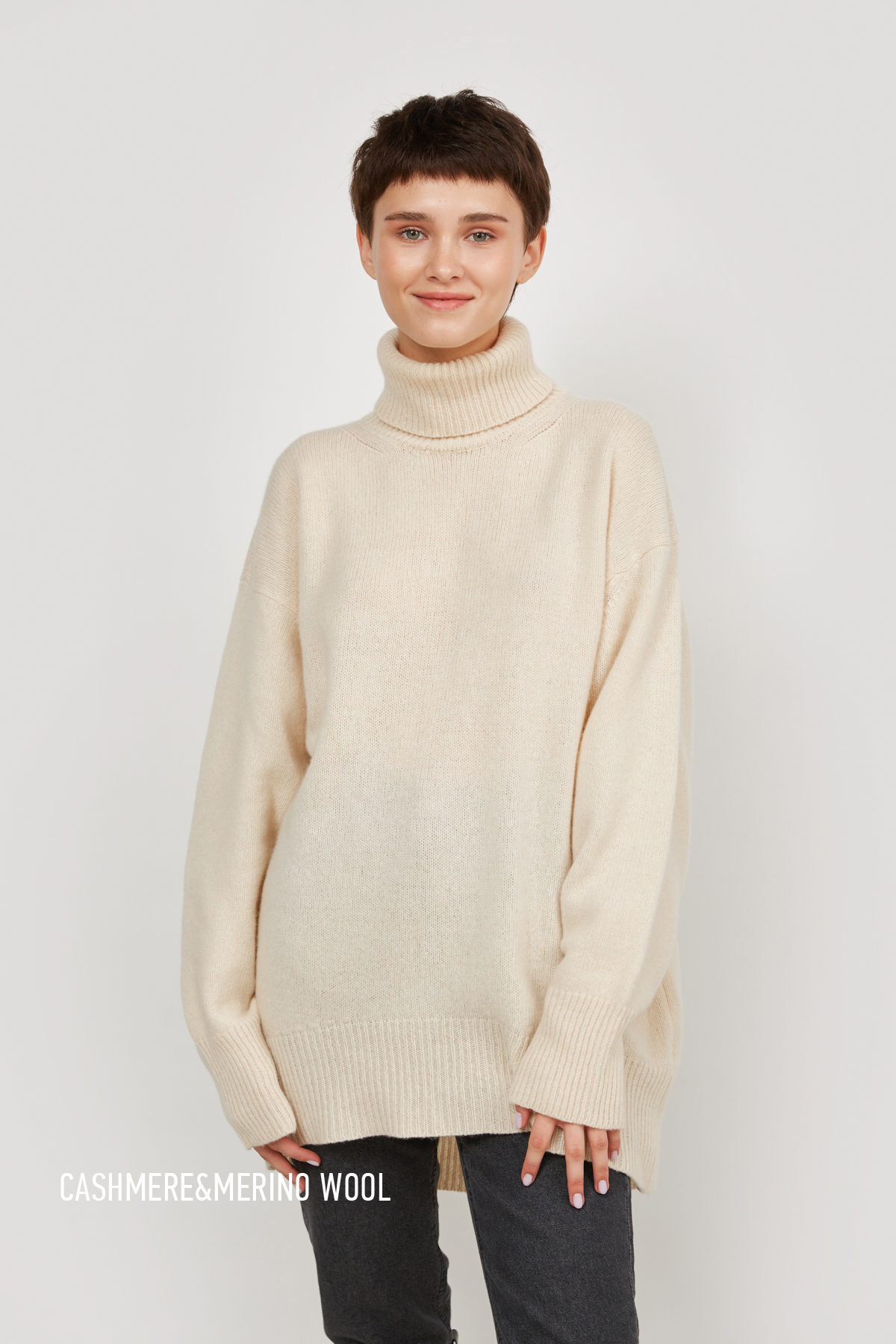 Cashmere milk knitted oversized sweater, photo 8