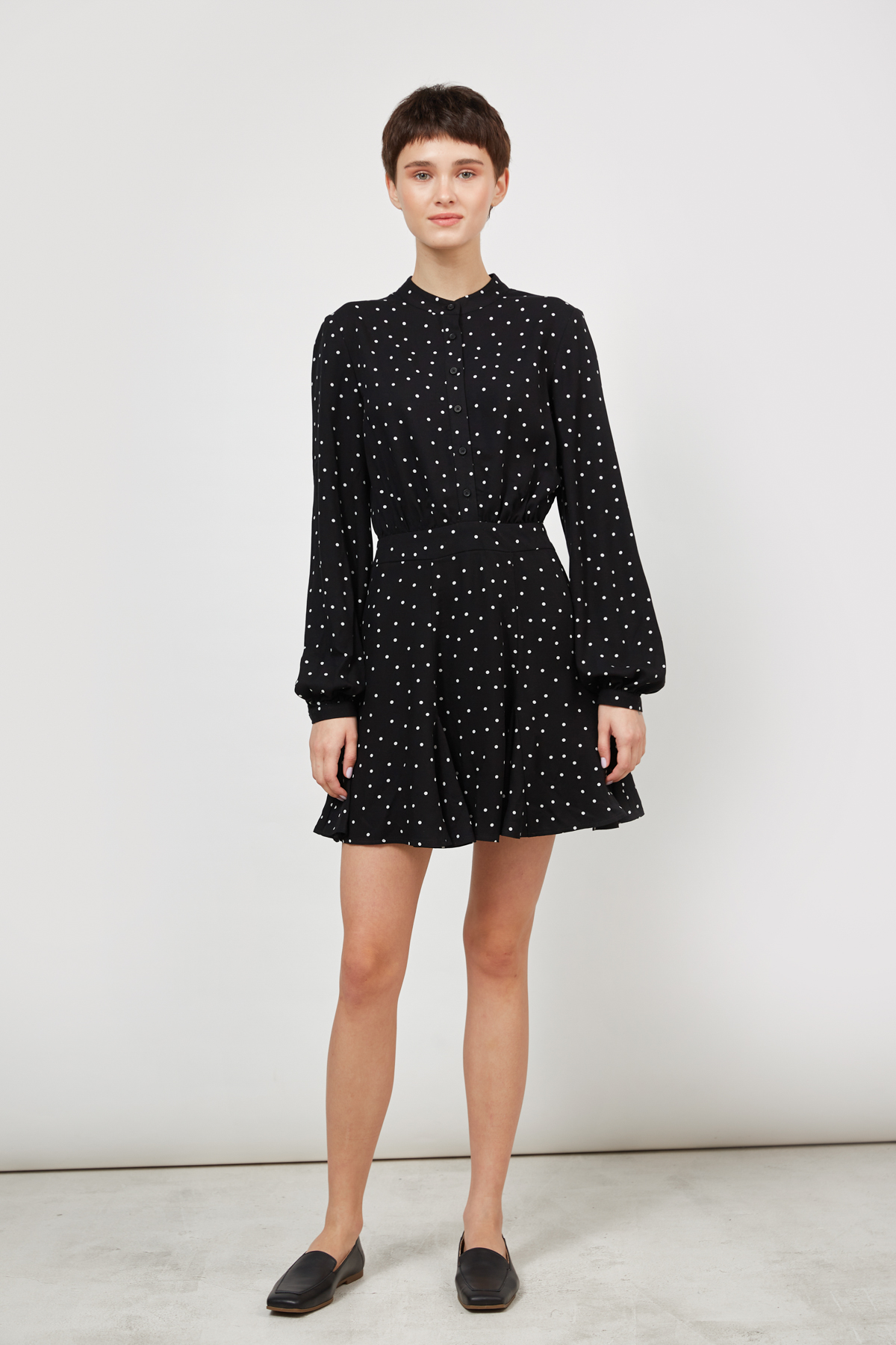 Viscose short dress black in white polka dots print, photo 1