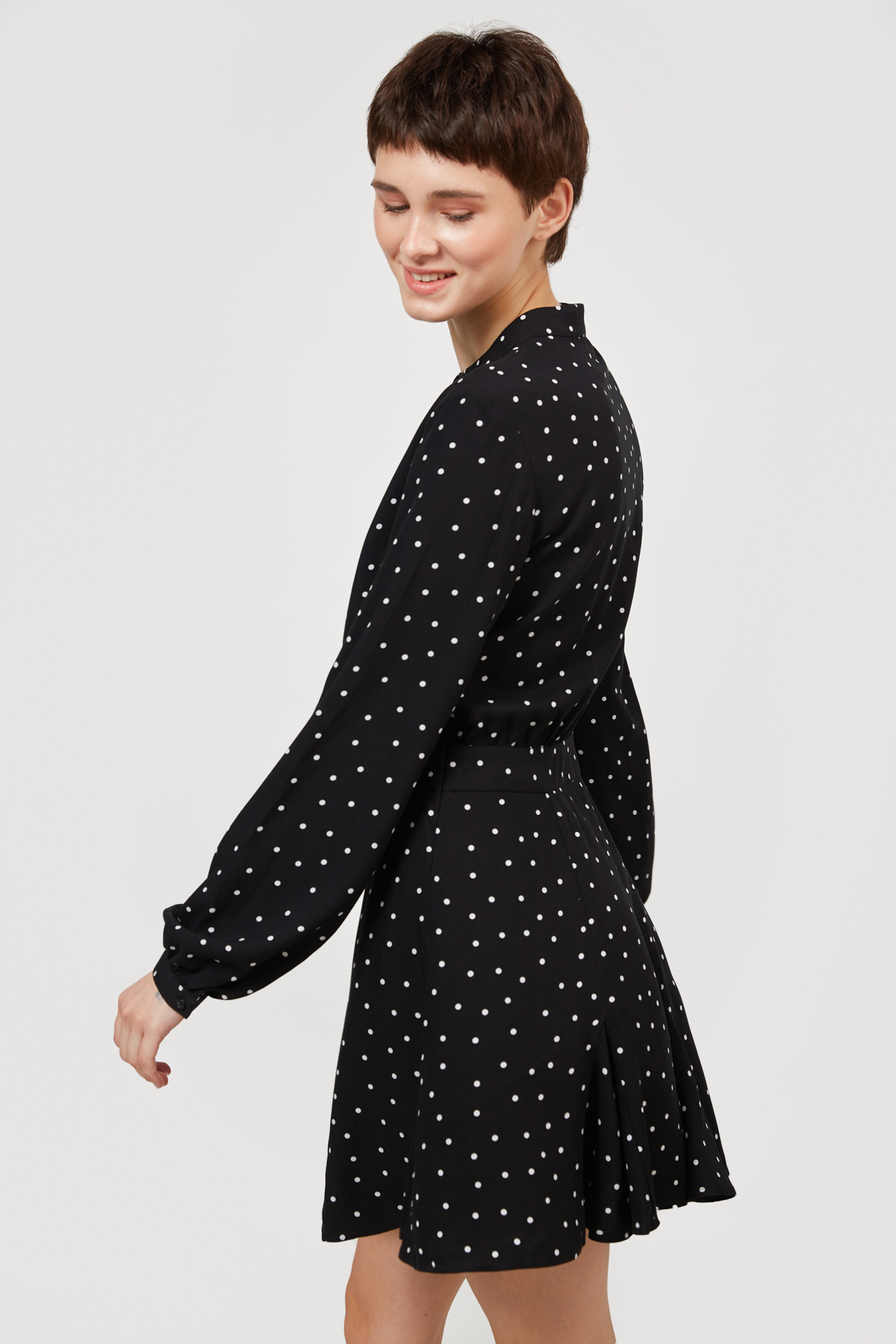 Viscose short dress black in white polka dots print, photo 2
