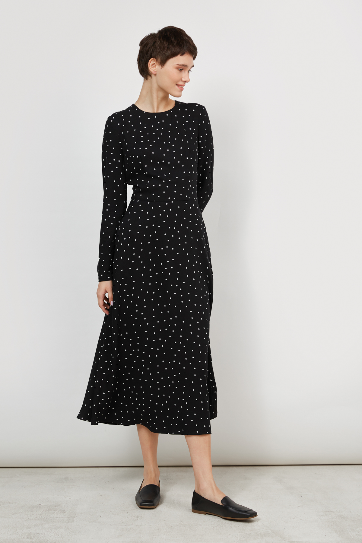 Loose viscose midi dress with white polka dots, photo 1