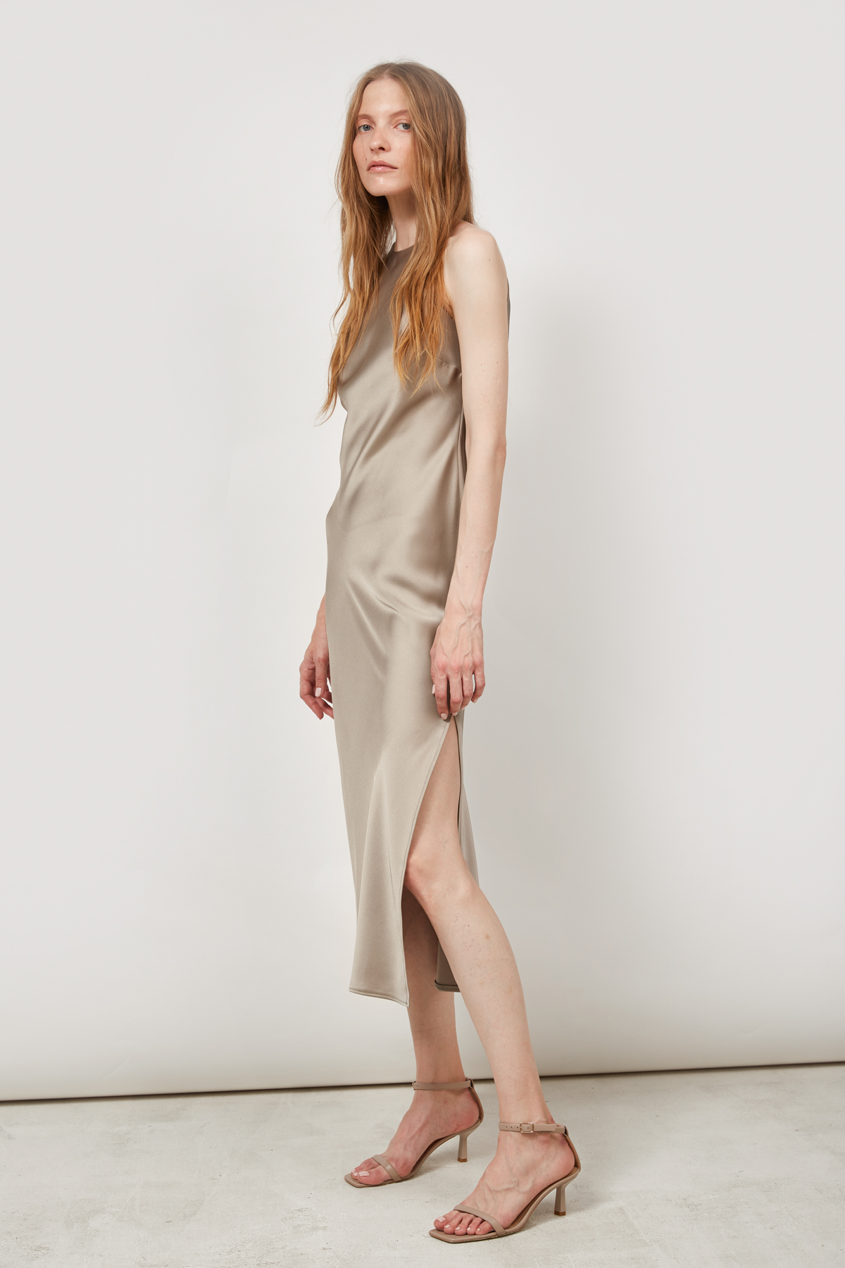 Сукня-комбінація зі щільного сатину оливкового кольору, фото 2