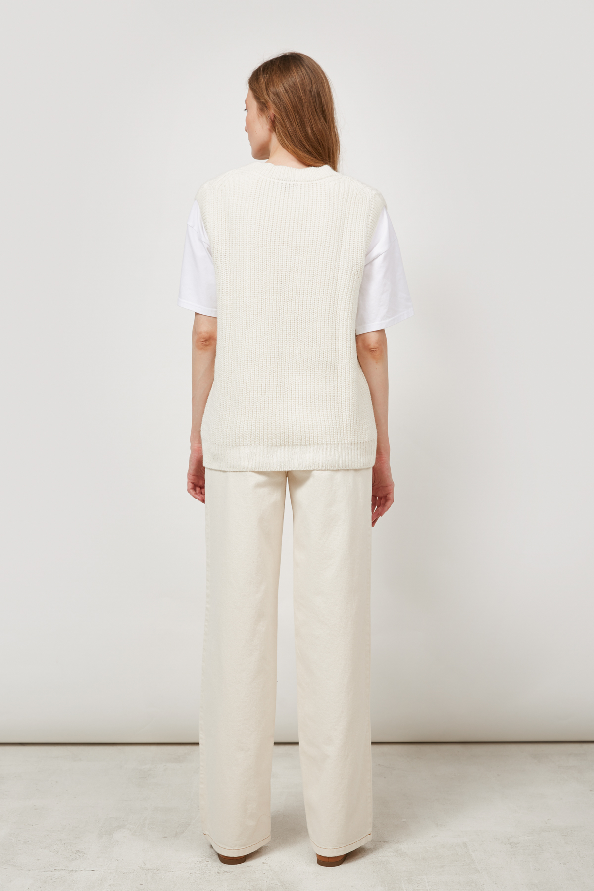 Knitted milky oversized vest with wool, photo 4