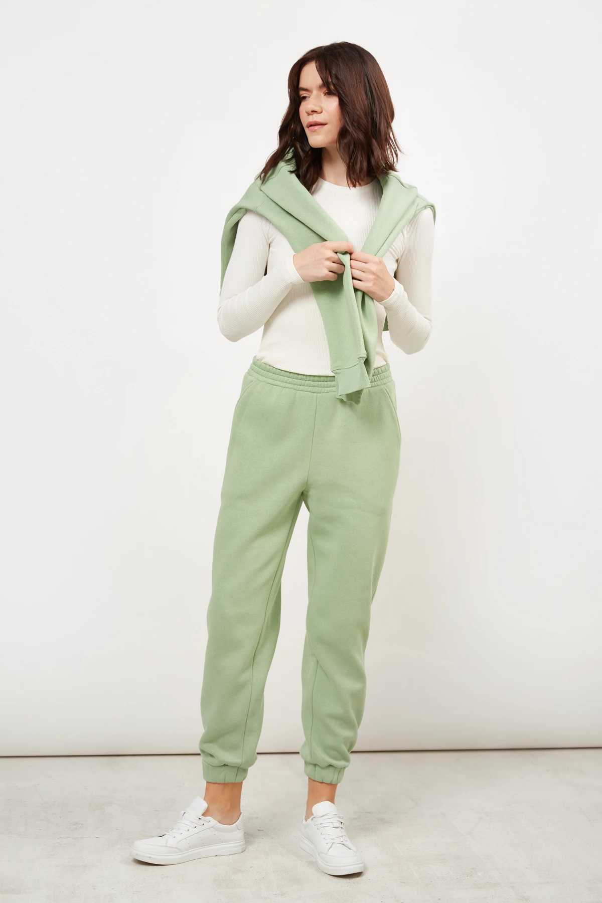 Pistachio jersey cropped joggers, photo 1