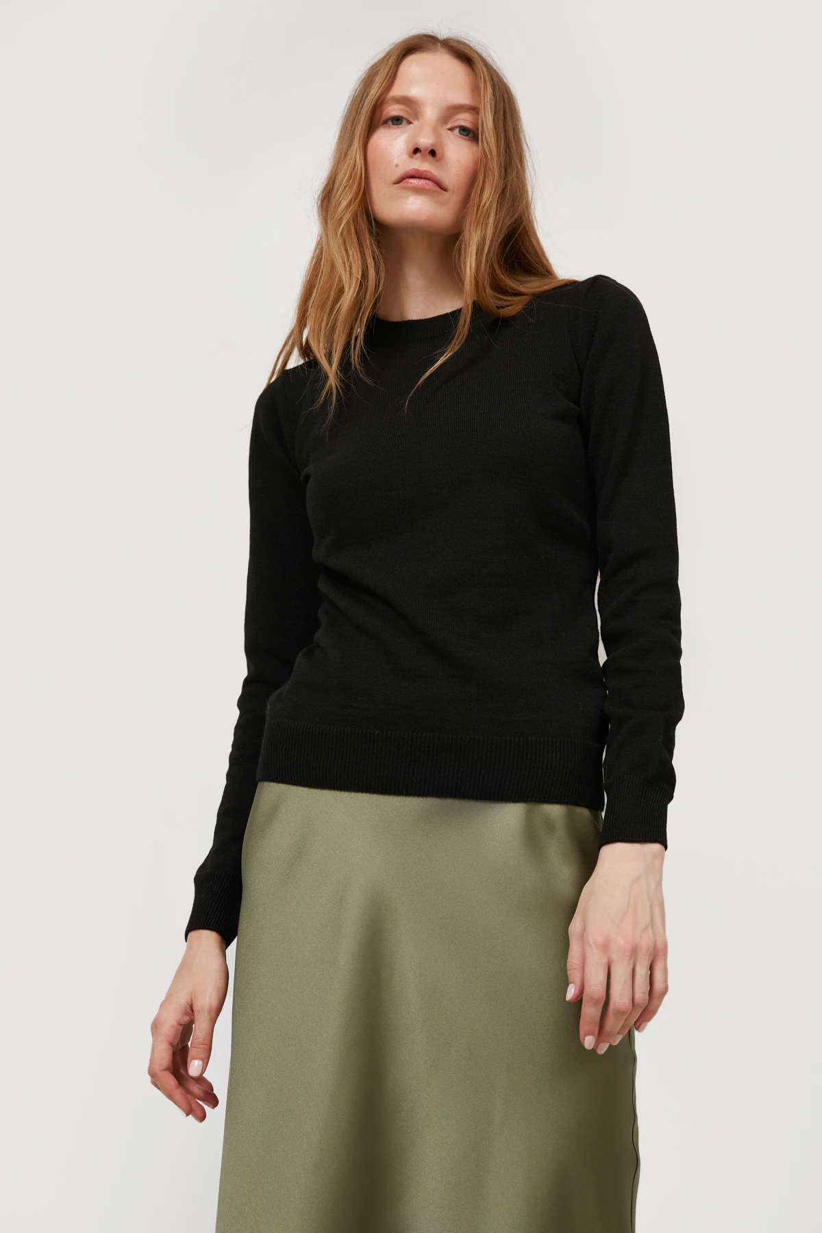 Knitted black sweater with wool, photo 1