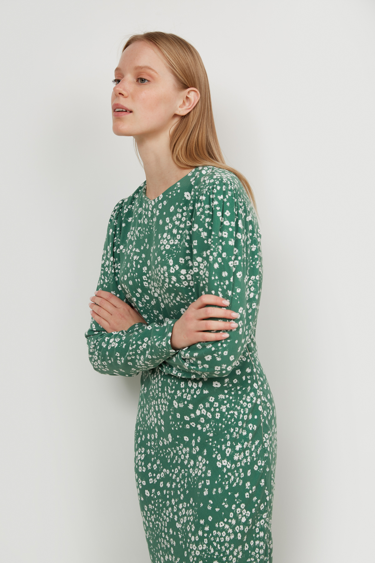 Dress with viscose green in flowers print, photo 3