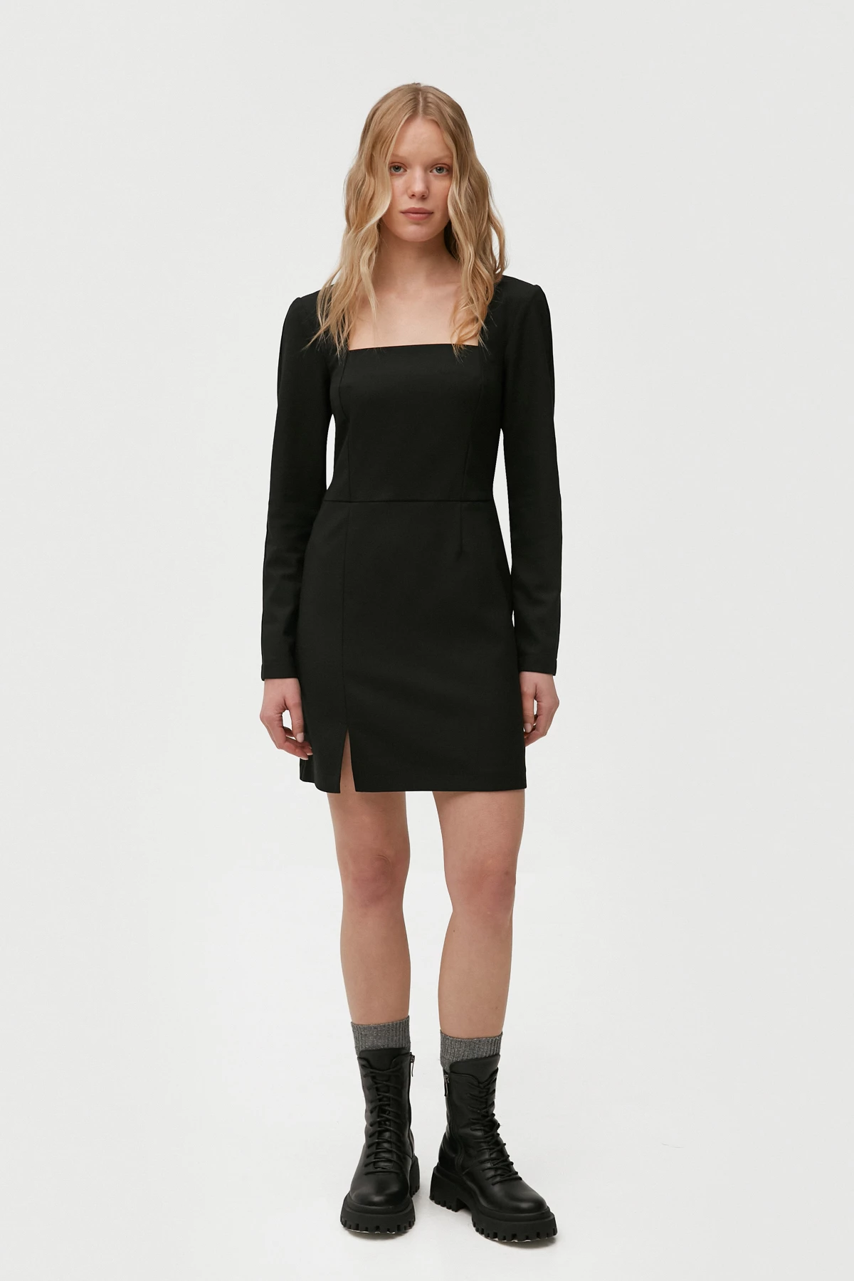 Black mini dress made of suiting fabric with wool, photo 1