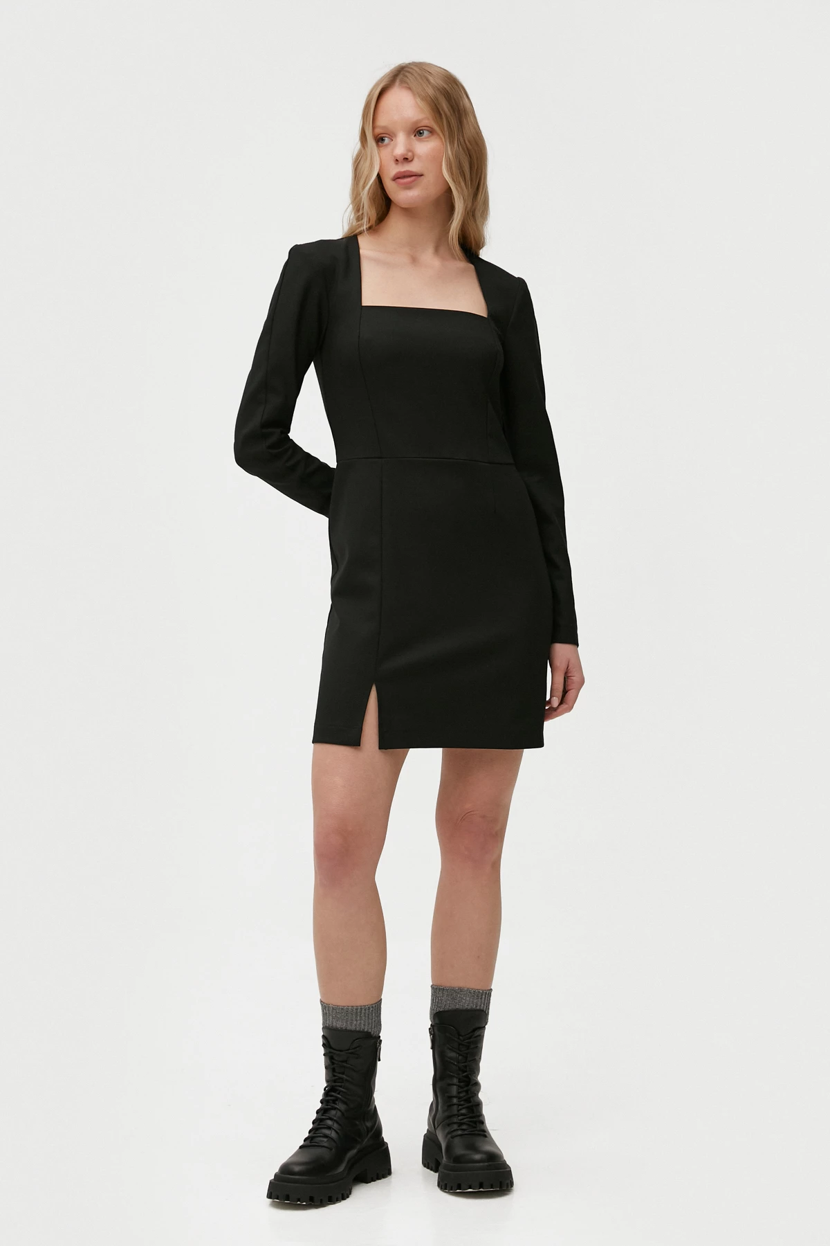 Black mini dress made of suiting fabric with wool, photo 2