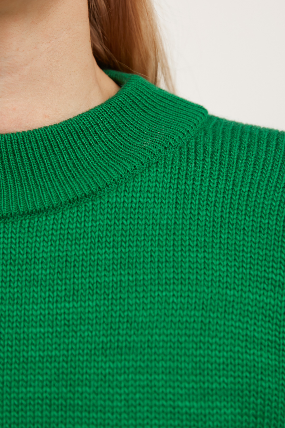 Bright green knitted sweater, photo 3