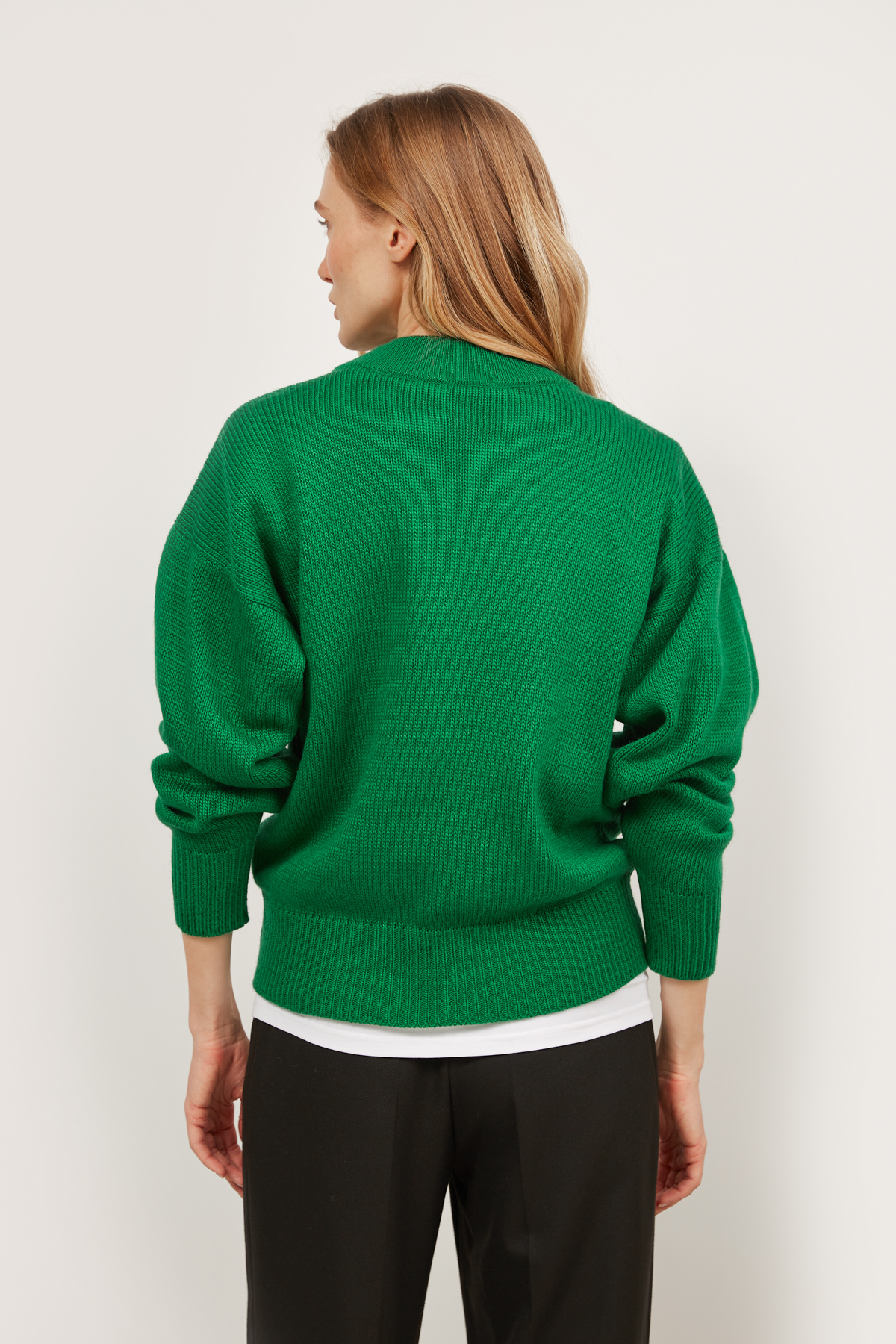 Bright green knitted sweater, photo 4