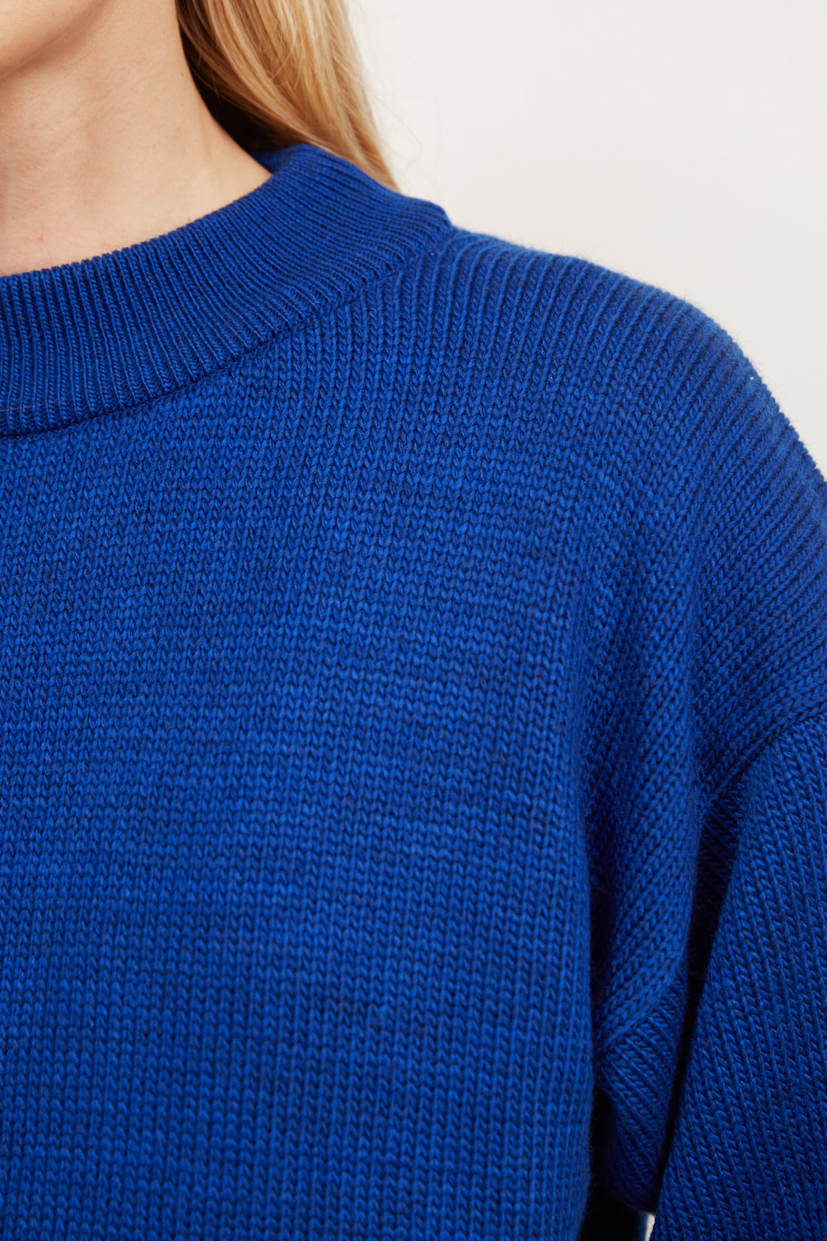 Electric blue knitted sweater, photo 3