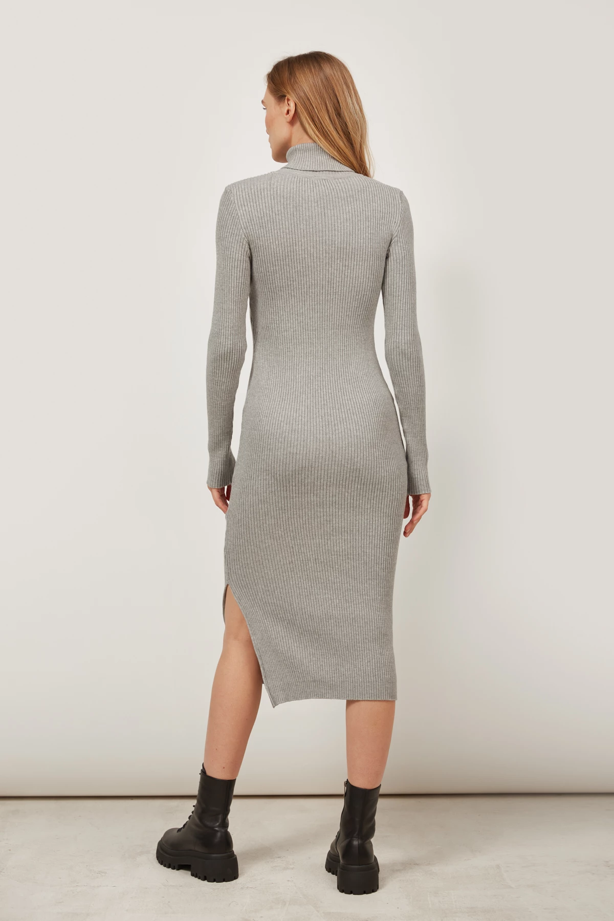 Knitted gray dress with neckline and viscose, photo 4