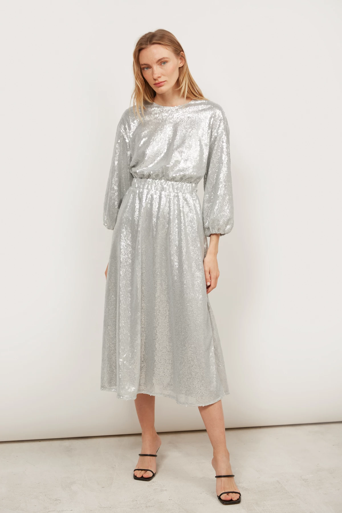 Сукня міді з паєток срібного кольору, фото 1