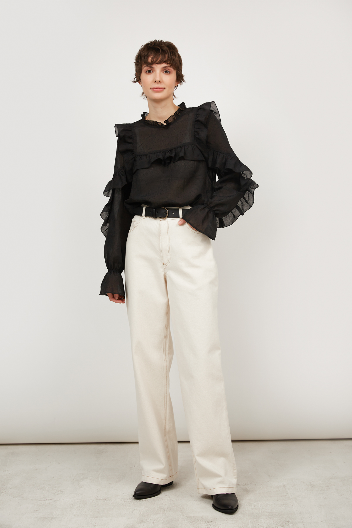 Blouse with ruffles in wrinkled chiffon in black, photo 2