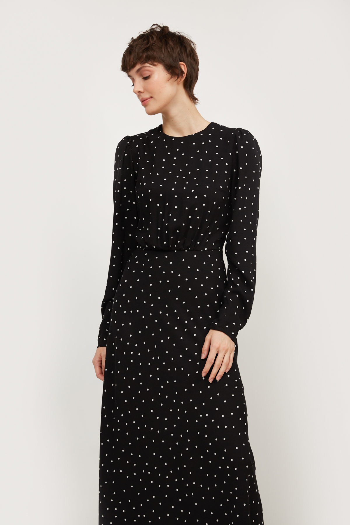 Black viscose midi dress in white polka dots print, photo 3