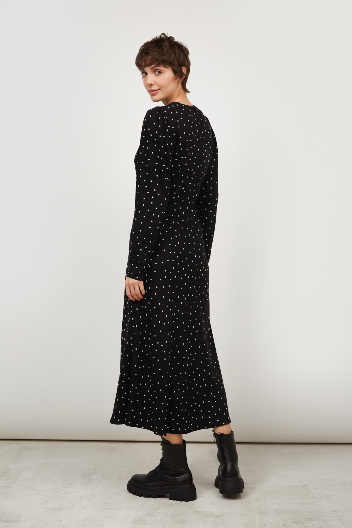 Black viscose midi dress in white polka dots print, photo 5