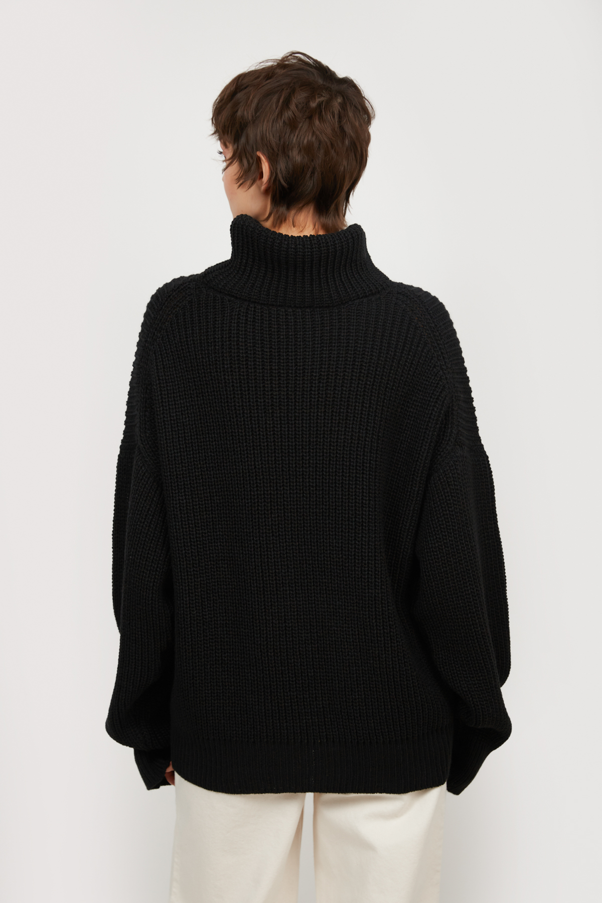 В'язаний светр з вовни чорного кольору, фото 5