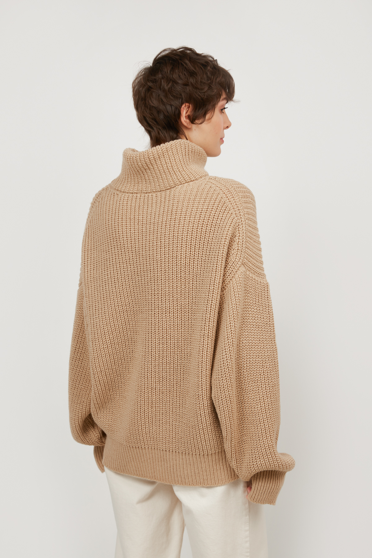 Knitted beige sweater with wool, photo 5