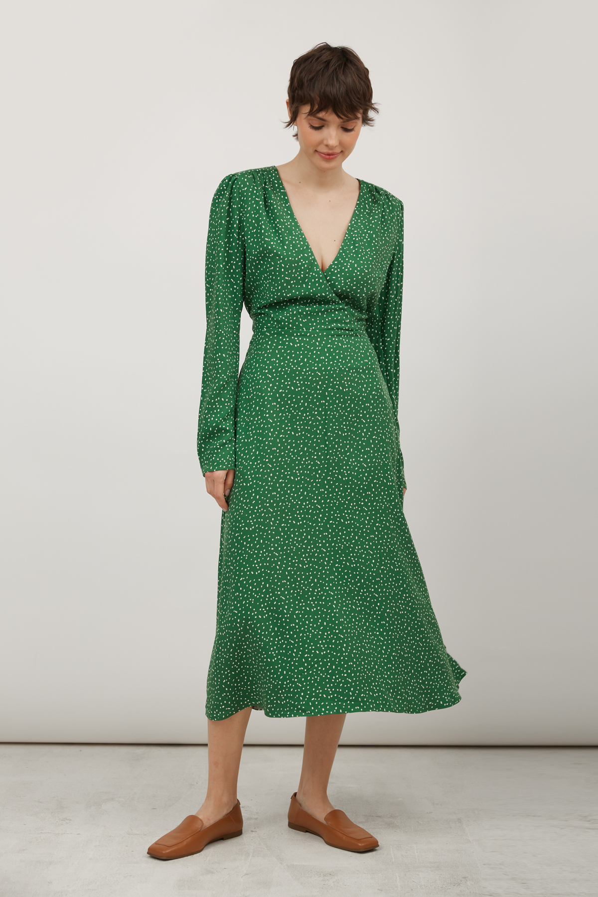 Green midi dress with viscose in white drops print, photo 3