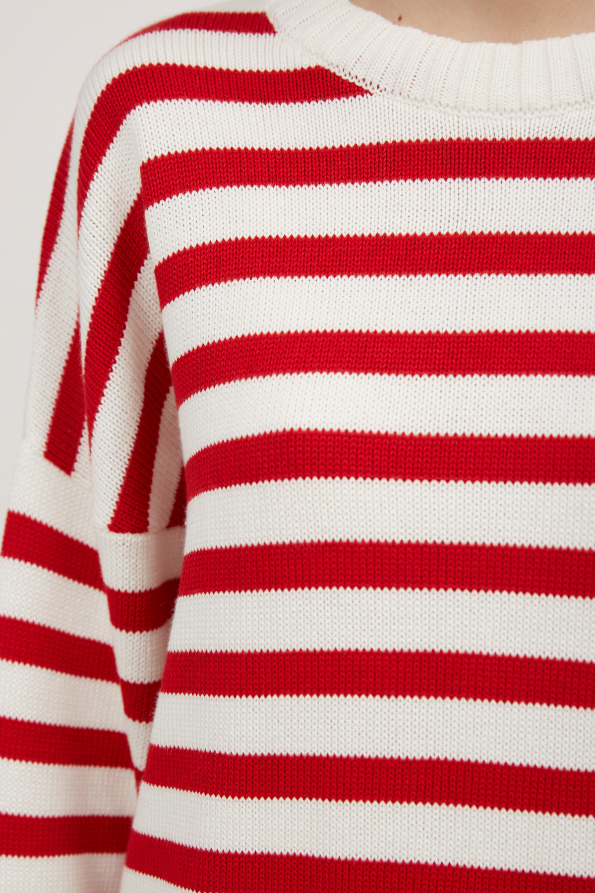Sweater with milk cotton in red stripes, photo 4