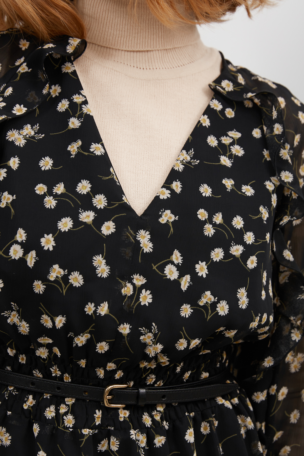 Black midi dress in white daisies print, photo 3