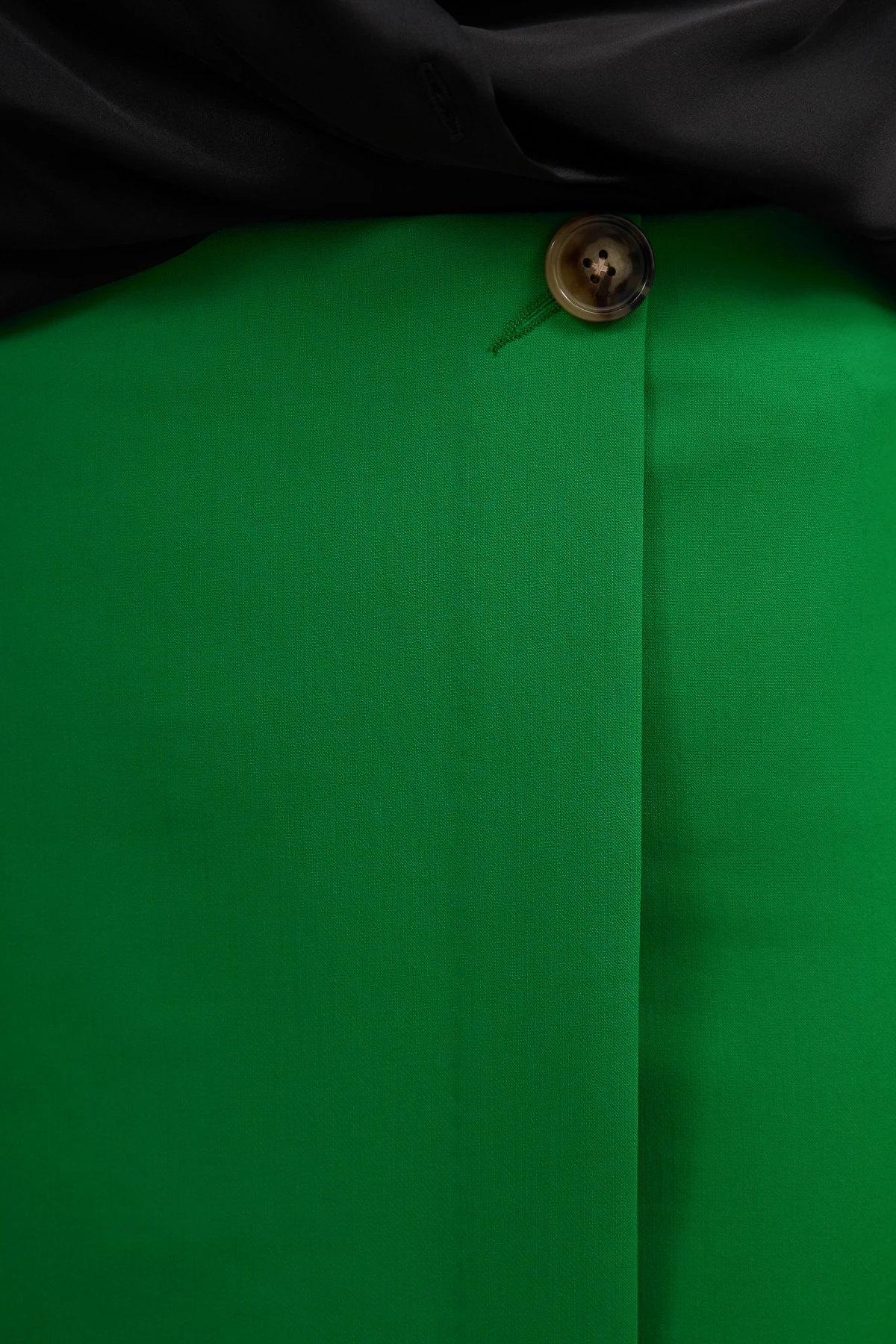 Short skirt in bright green, photo 3