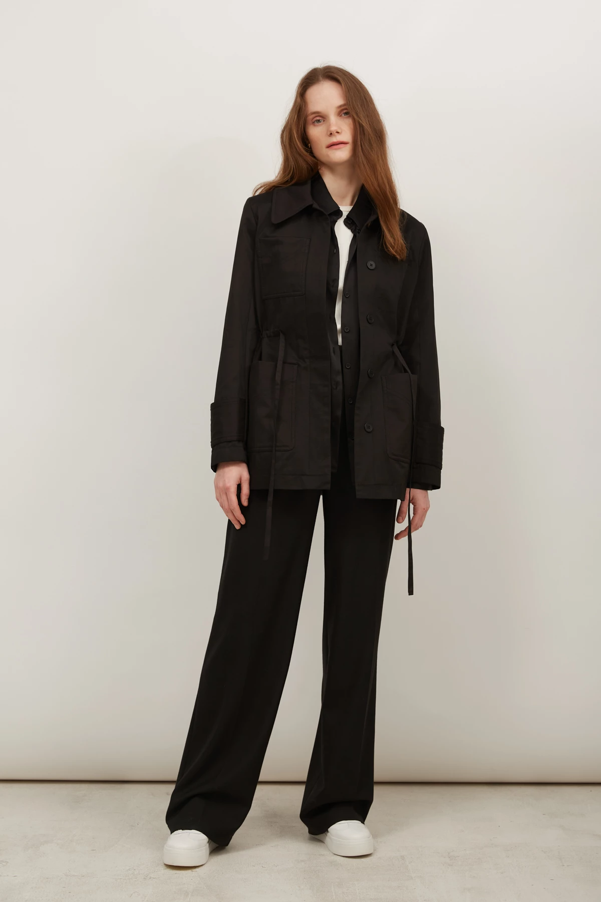 Short jacket with raincoat fabric in black color, photo 2