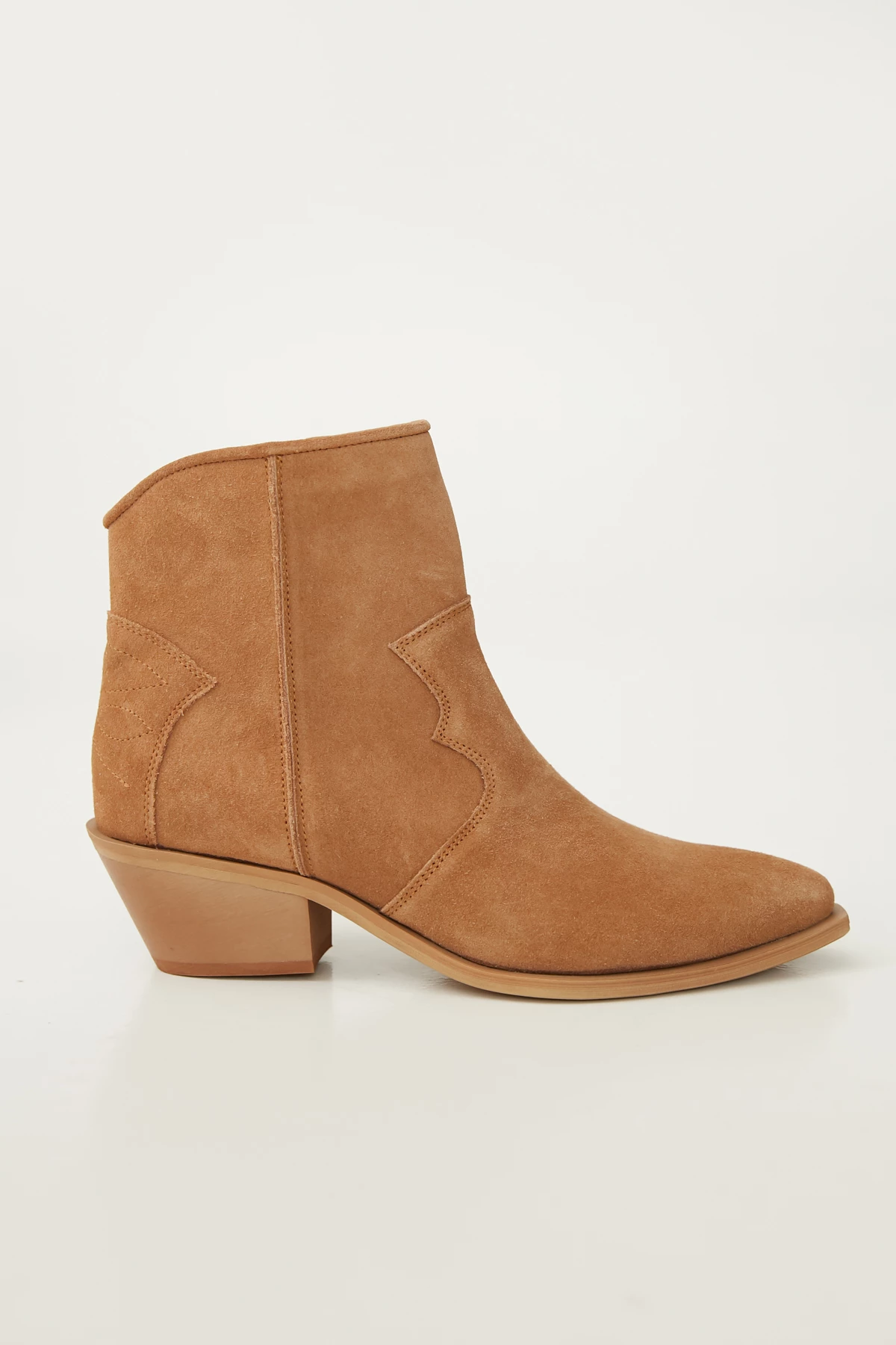 Suede camel сowboy boots, photo 1