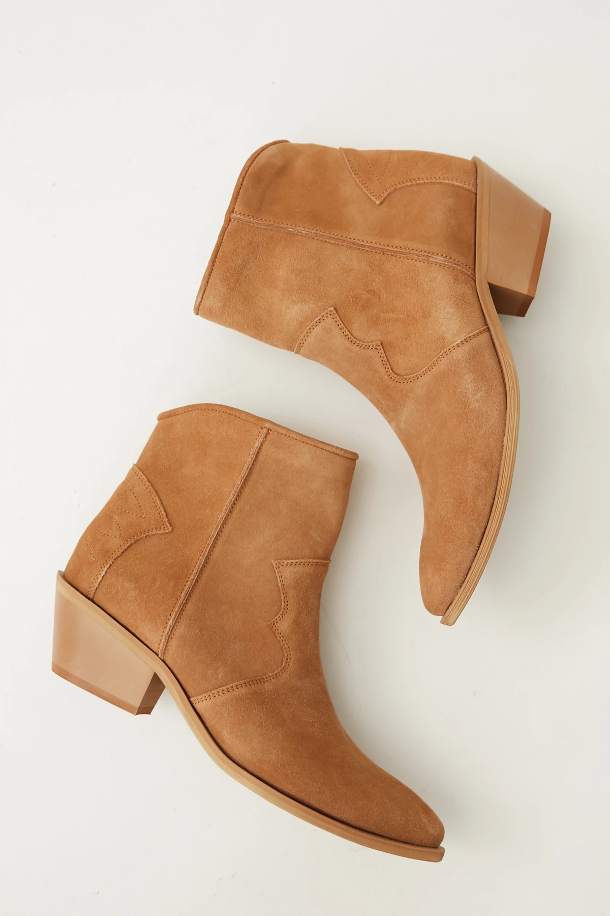 Suede camel сowboy boots, photo 4