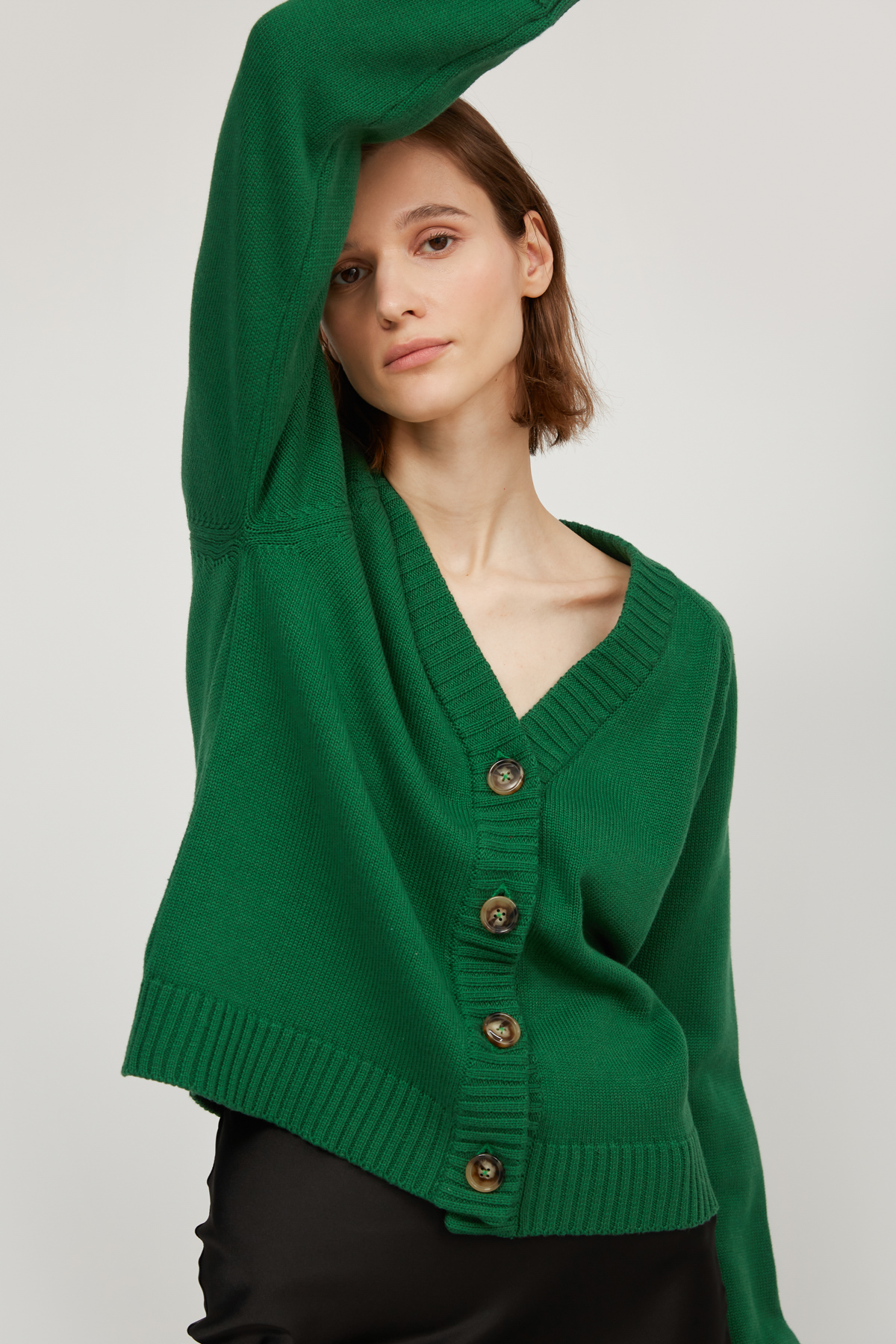 Green cropped knitted cardigan, photo 1