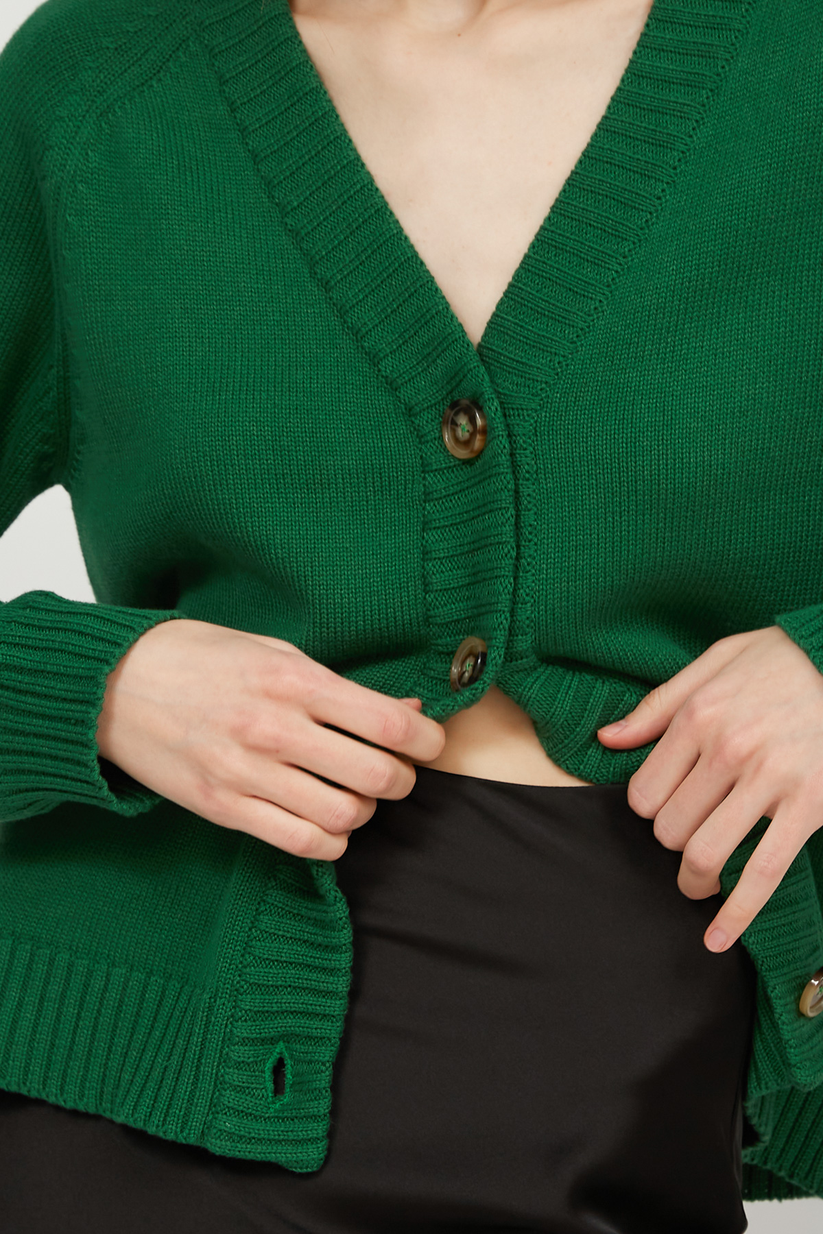 Green cropped knitted cardigan, photo 4