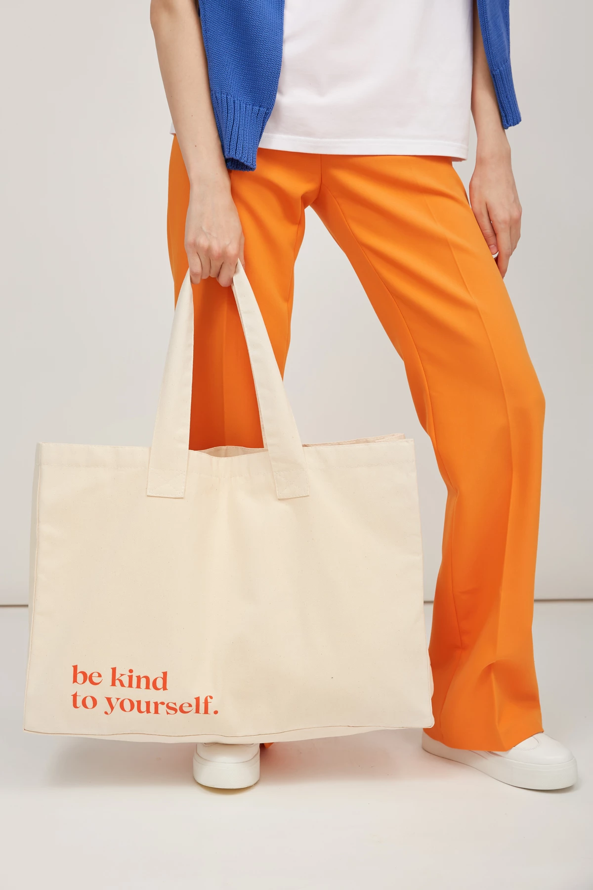 Tote bag with "be kind to yourself" print, photo 3