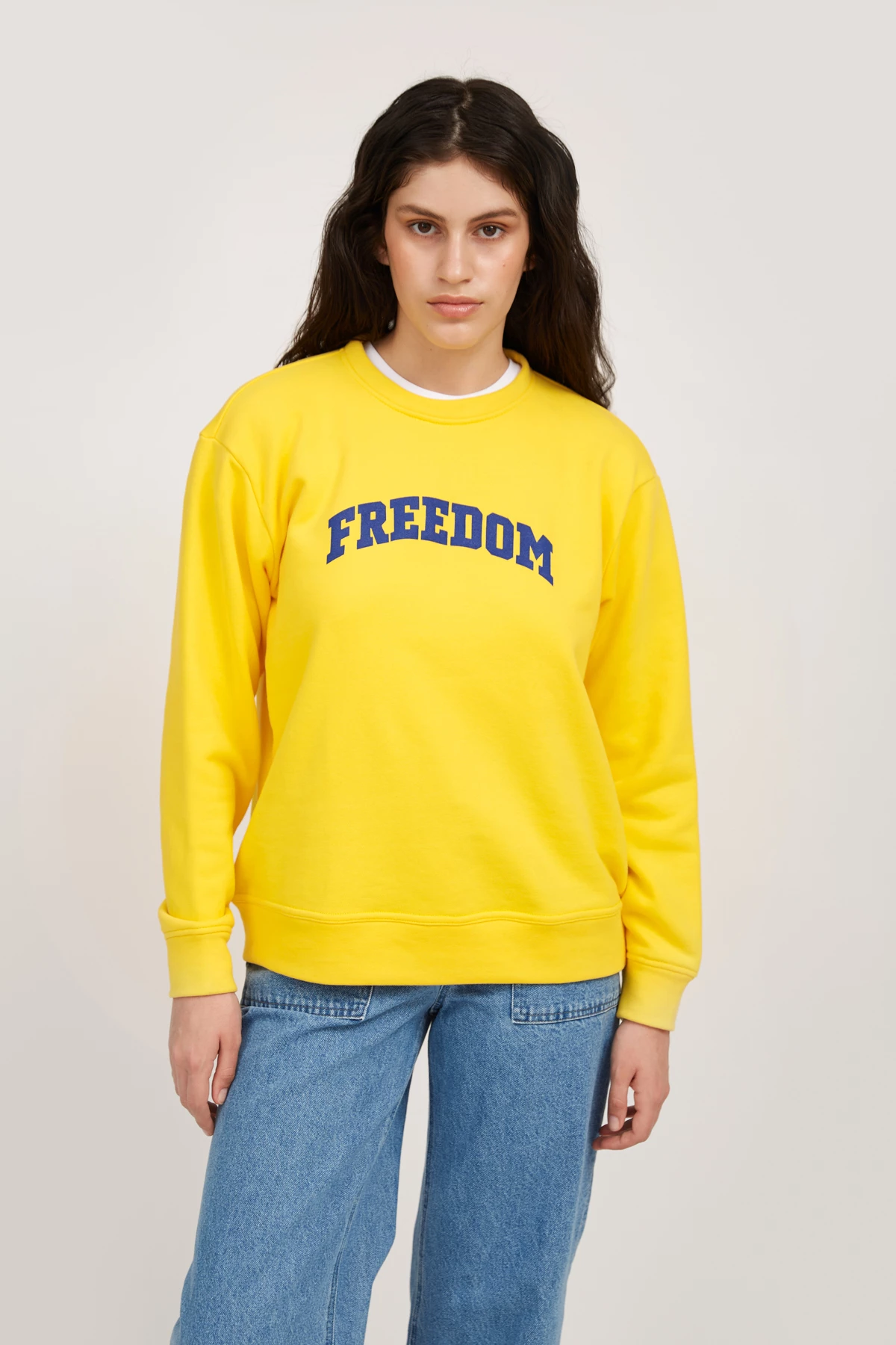 Жёлтый трикотажный свитшот с принтом "Freedom", фото 3