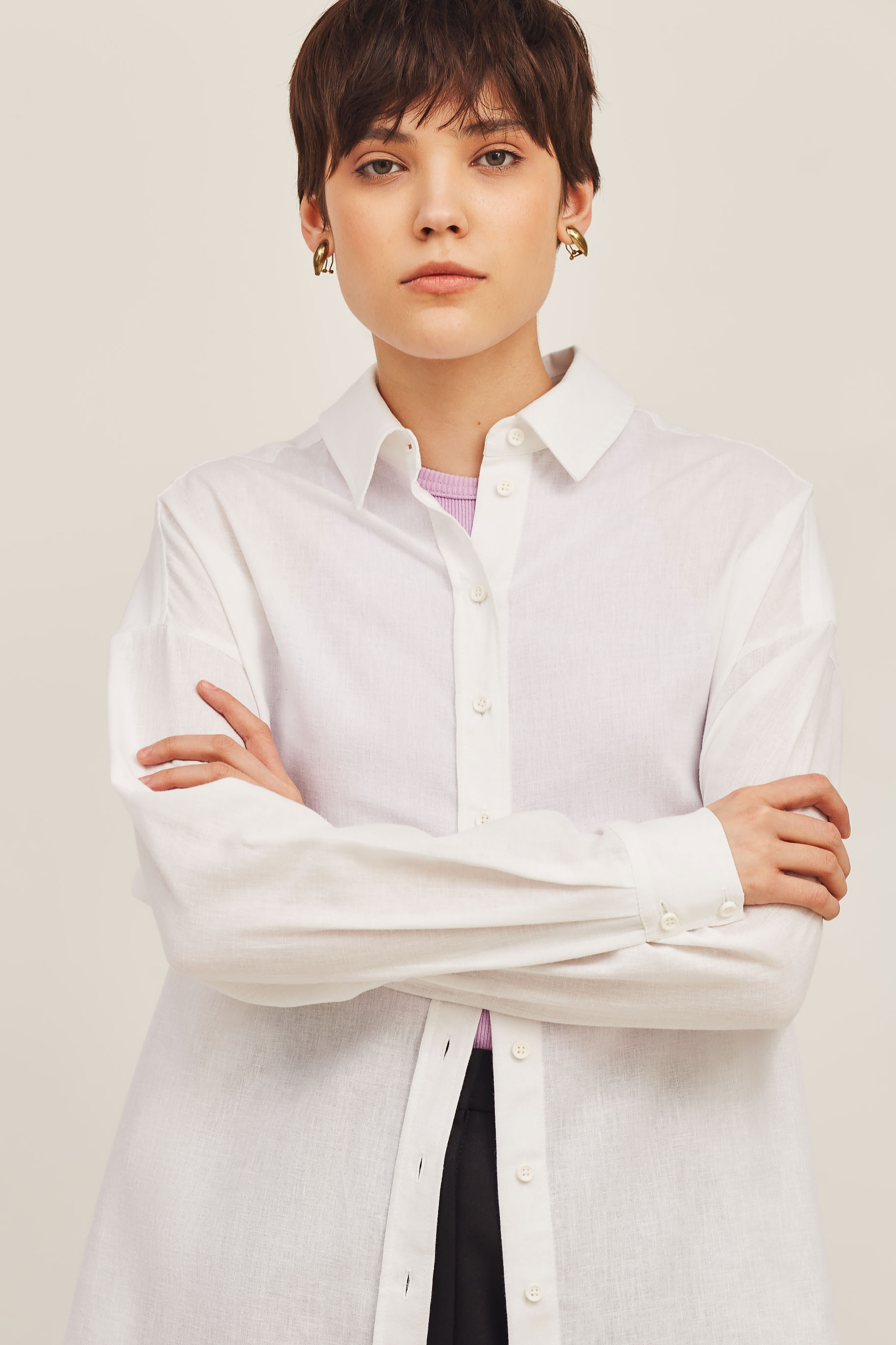 Loose-fit white cotton shirt with linen, photo 4