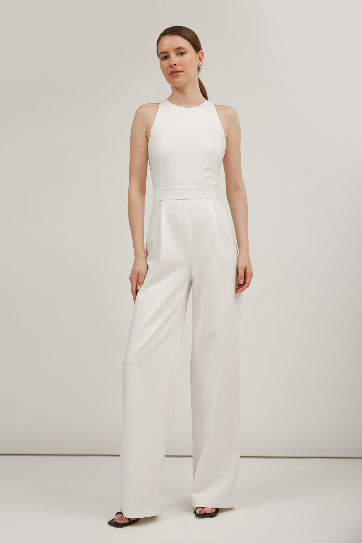 Milky waist-fitted jumpsuit made of suit fabric, photo 1