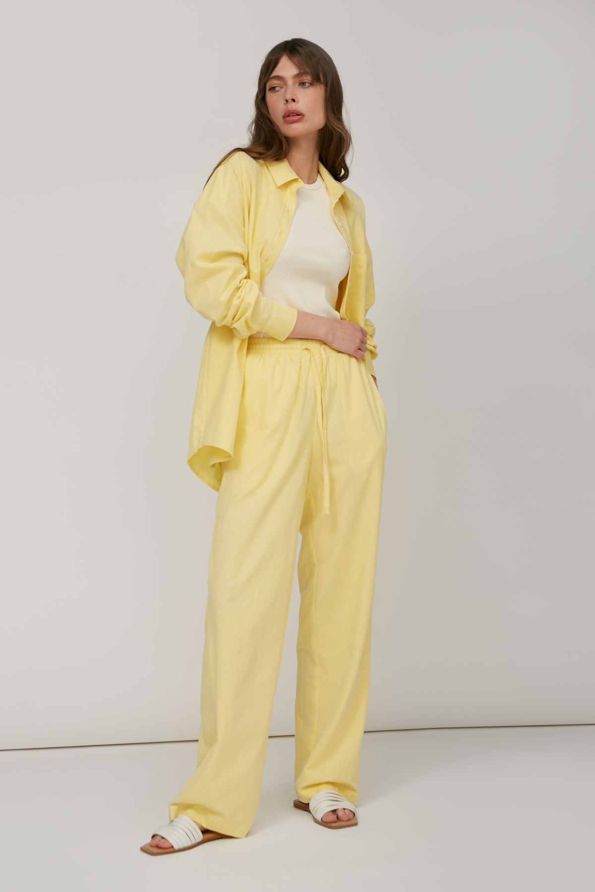 Light yellow loose-fit shirt with linen , photo 4