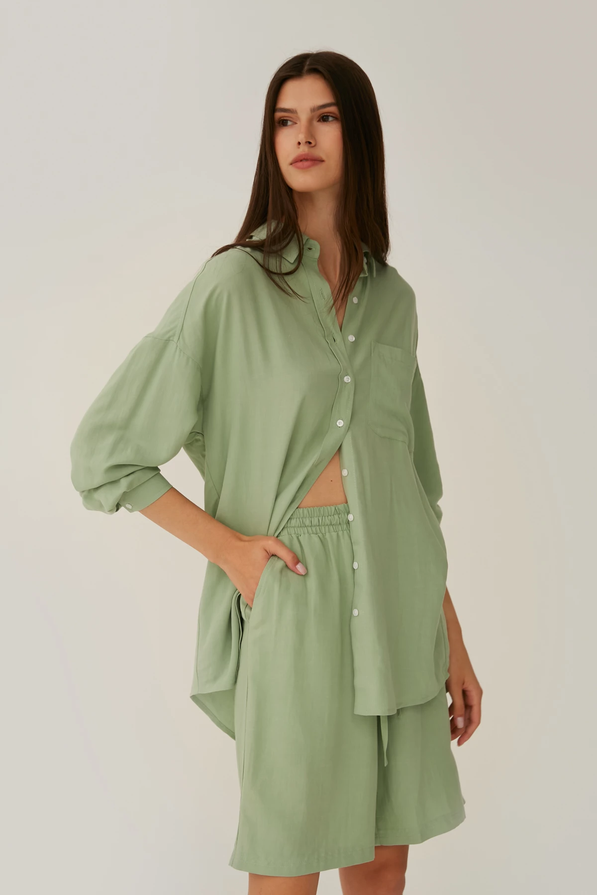 Salvia green loose-fit shirt with linen, photo 2