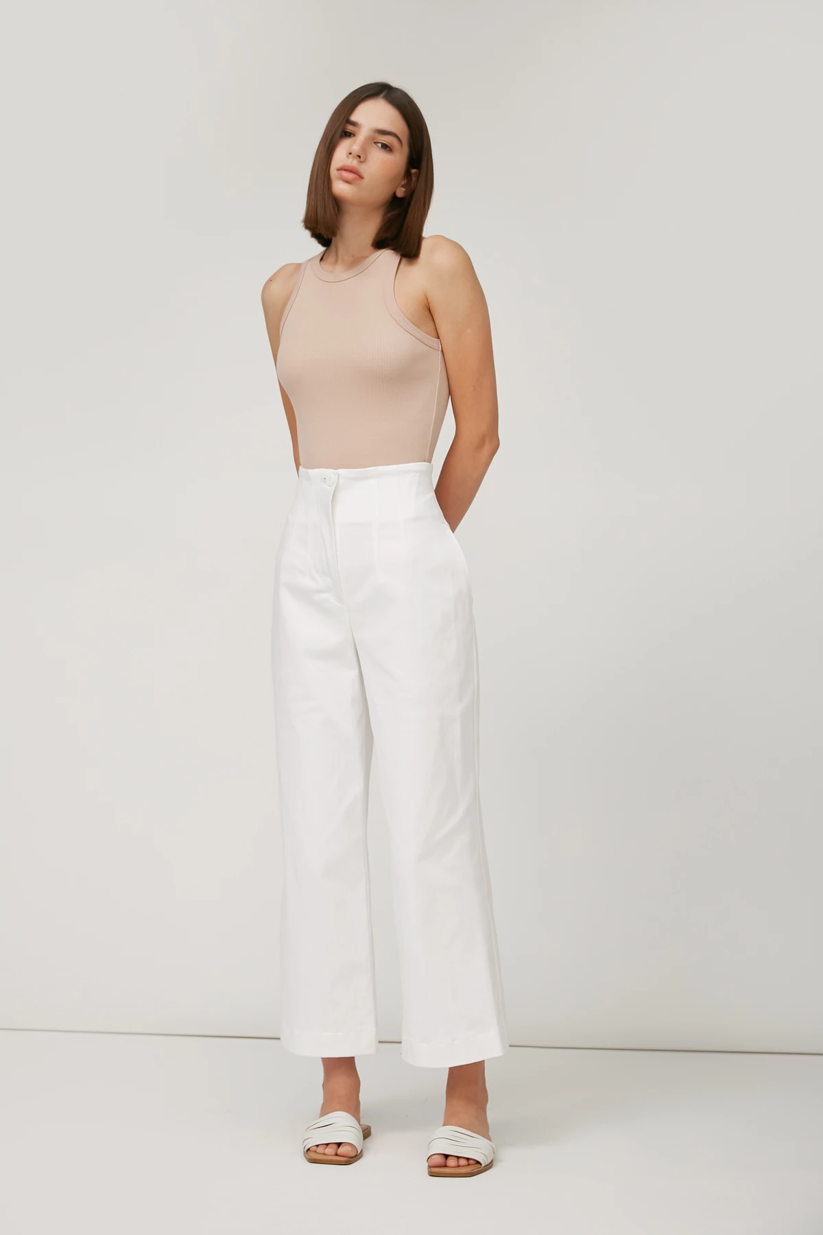 Shortened milky cotton trousers, photo 1