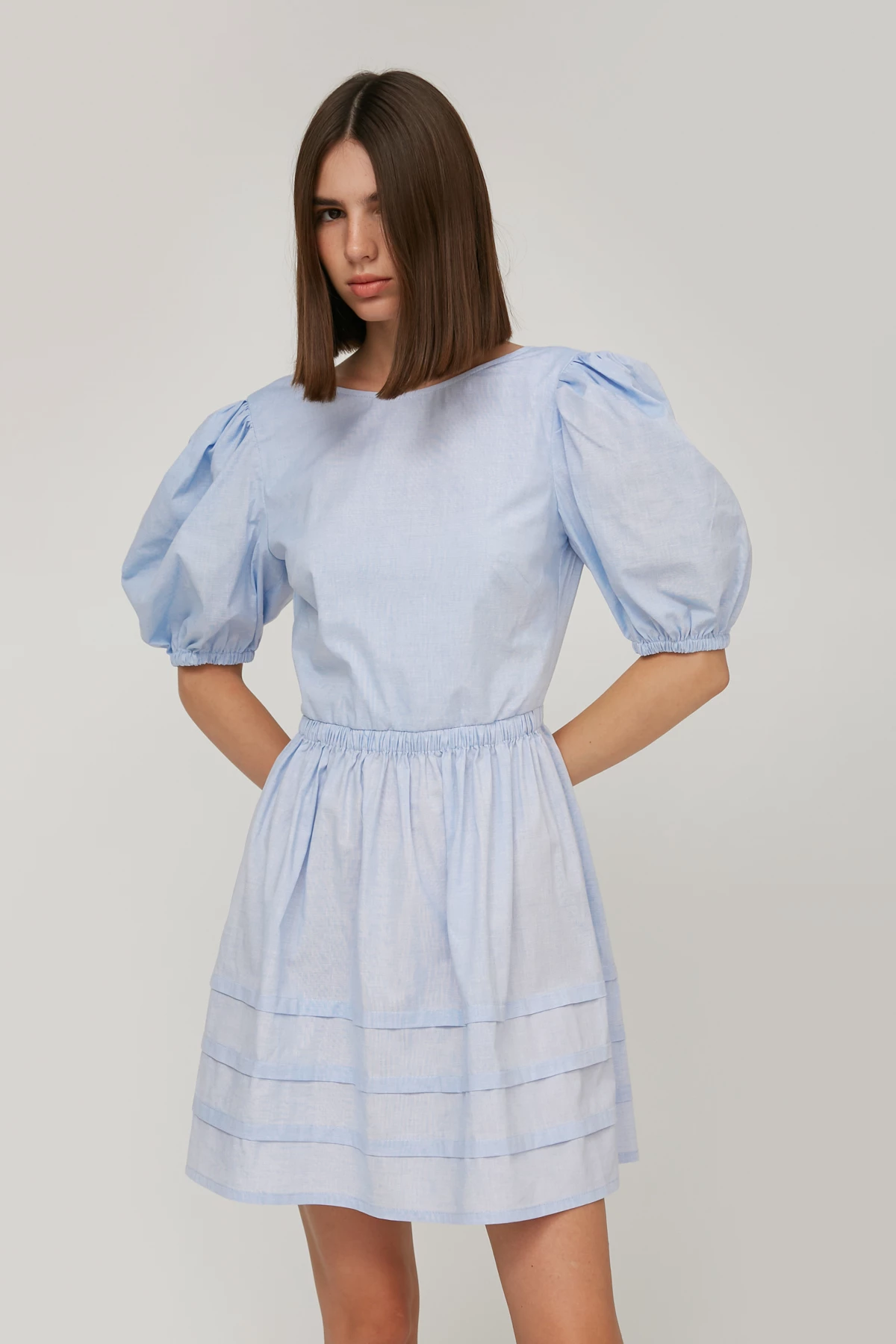 Блакитна коротка сукня з сорочкової тканини з бавовною, фото 2
