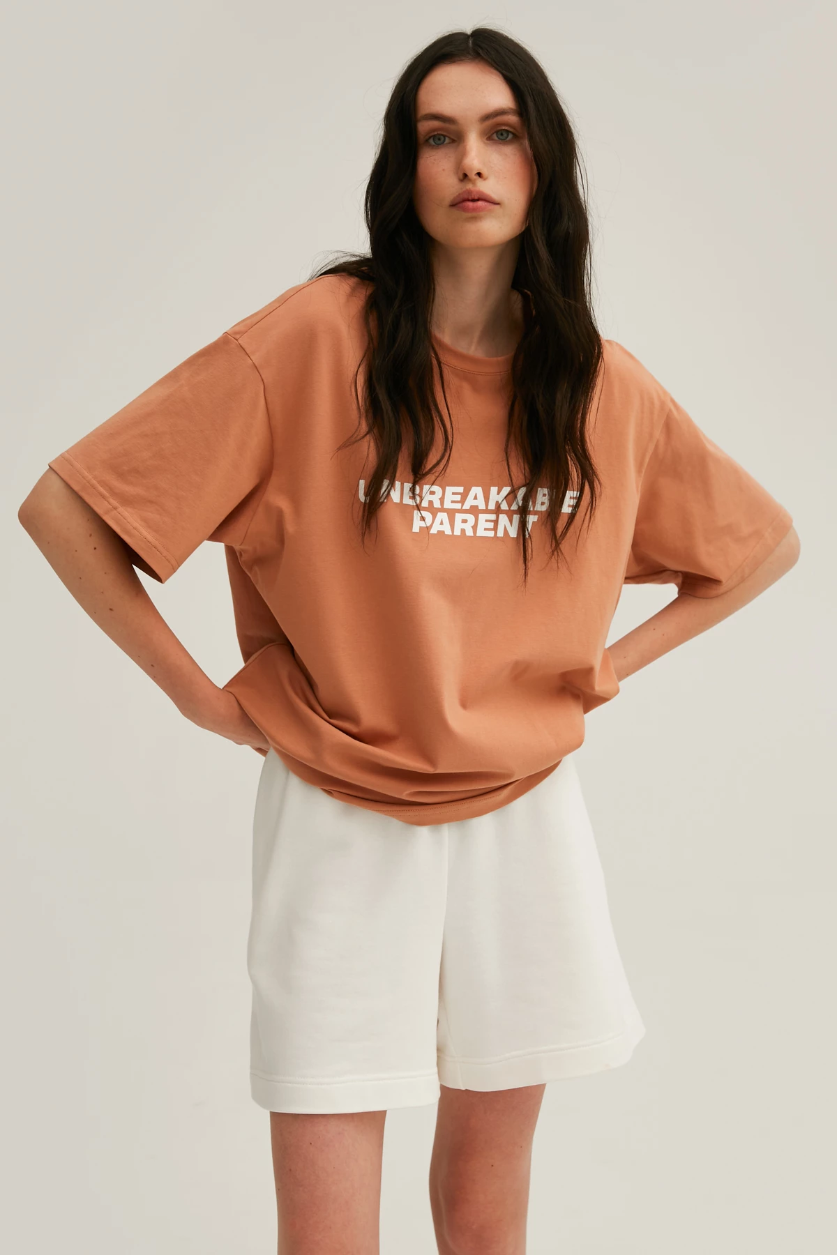 Карамельна унісекс-футболка з написом "Unbreakable parent" з трикотажу, фото 11