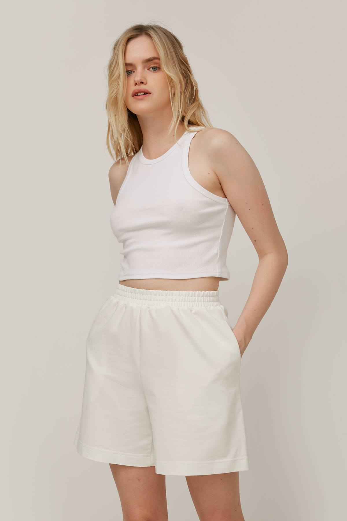 White cropped ribbed jersey tank top, photo 2