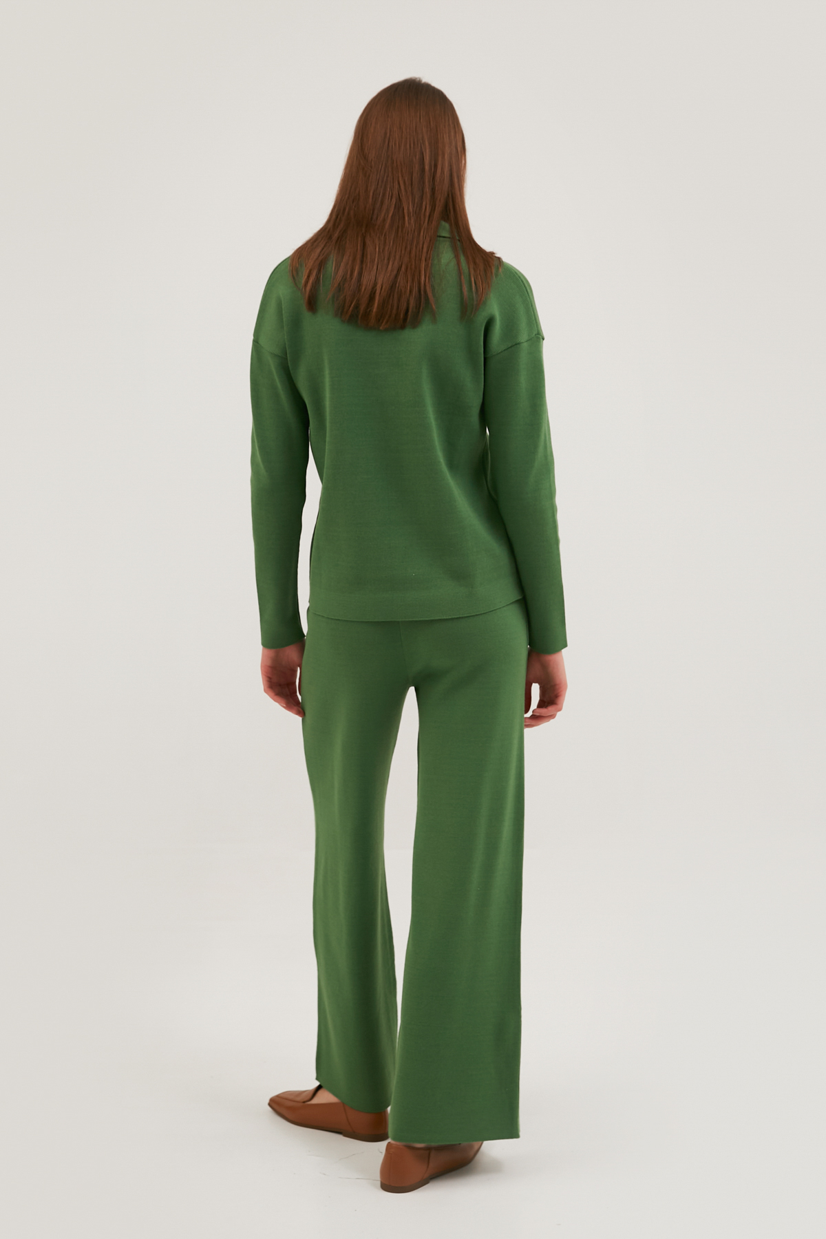 Зелені вкорочені в'язані штани з віскозою, фото 5