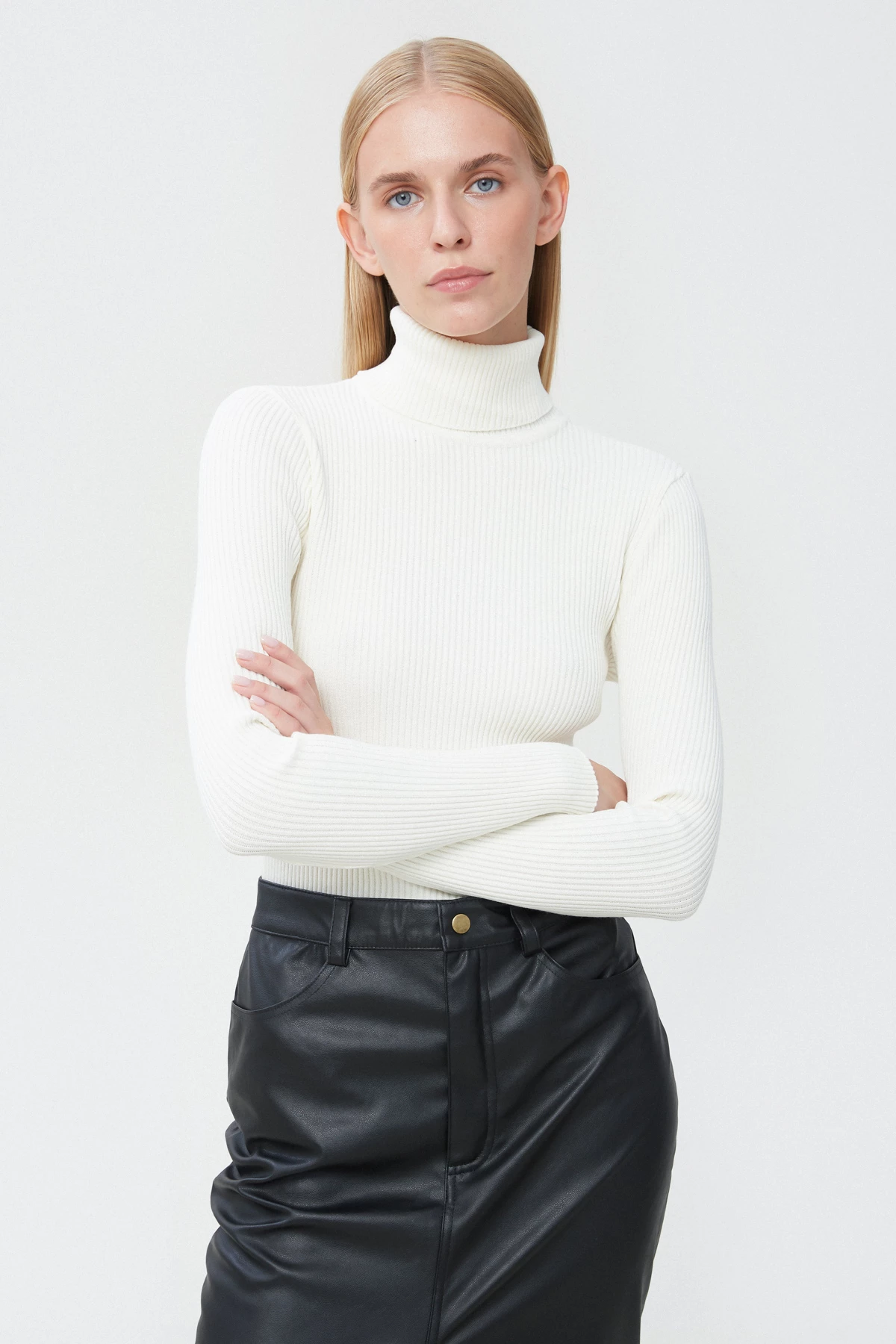 Milky ribbed knit sweater with viscose, photo 3