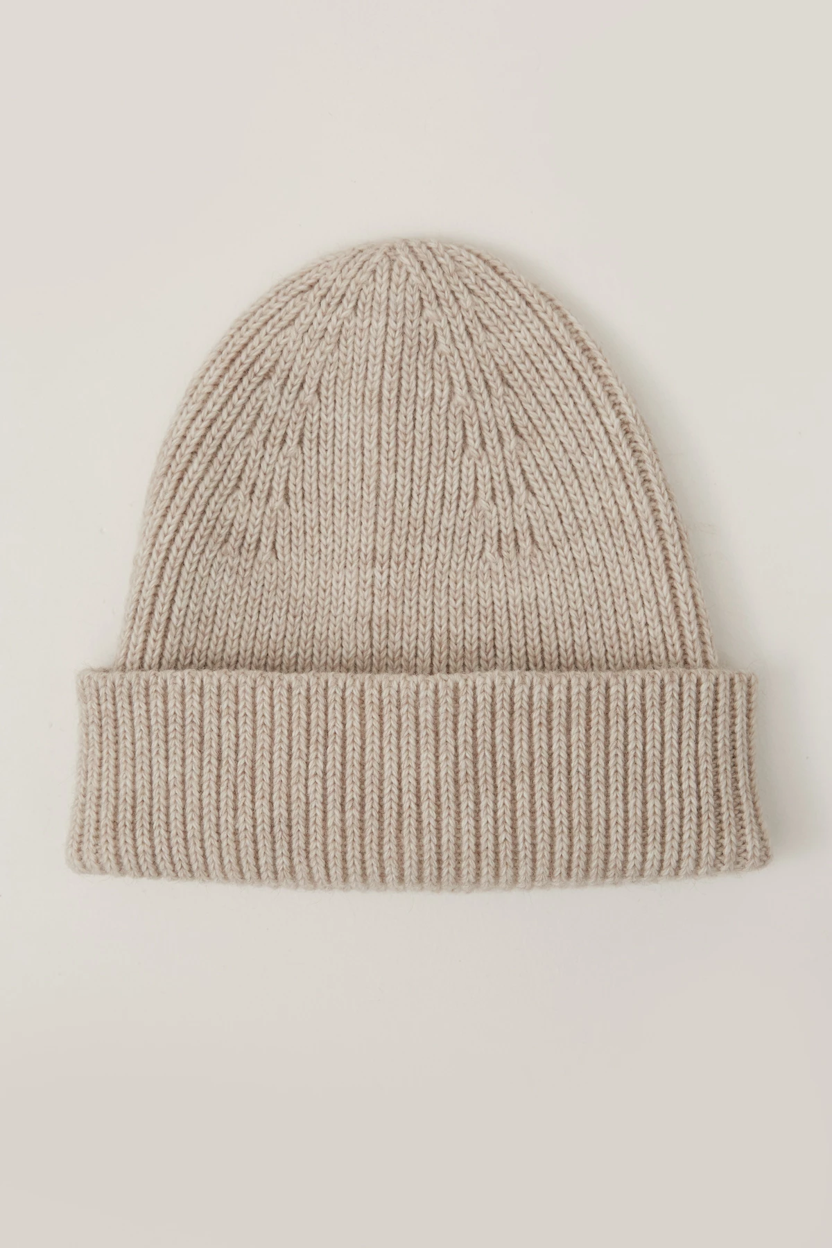 Knitted woolen light beige beanie hat, photo 2