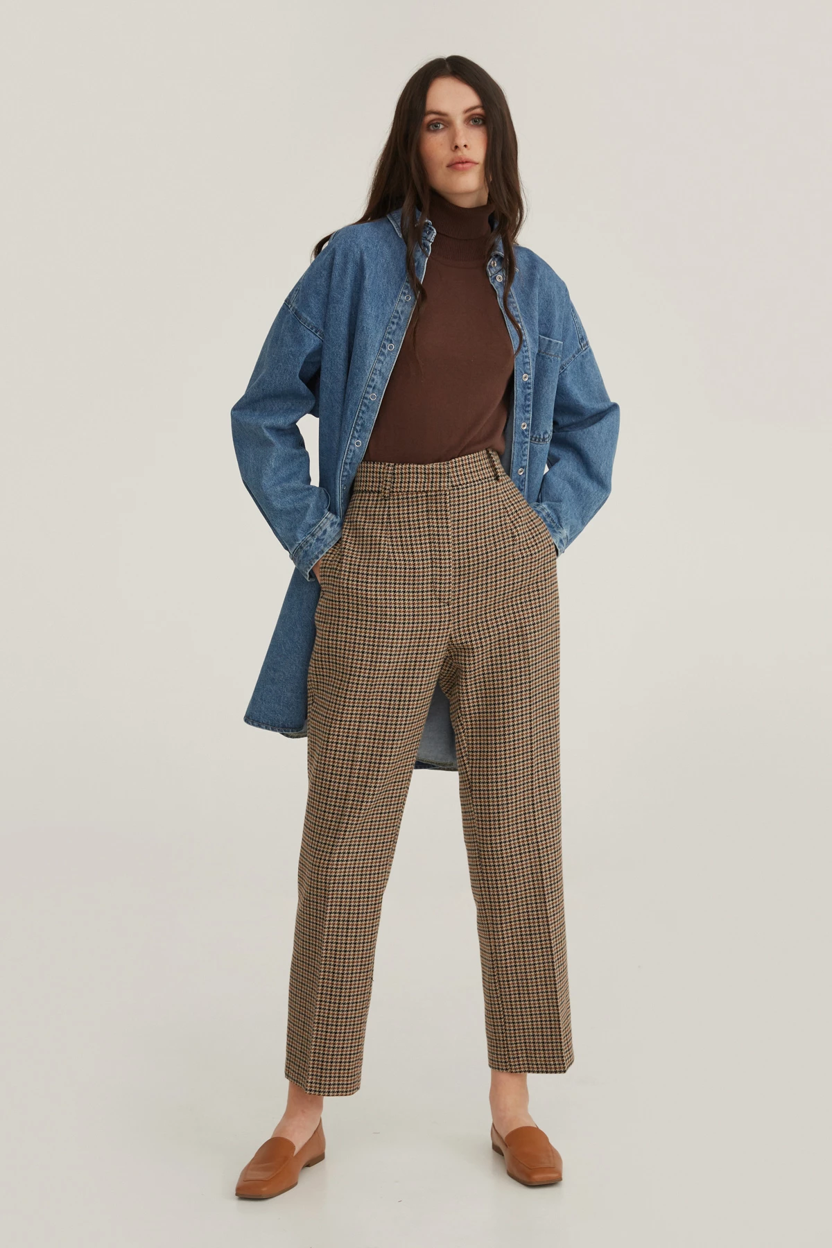Tapered trousers in houndstooth pattern with wool, photo 1